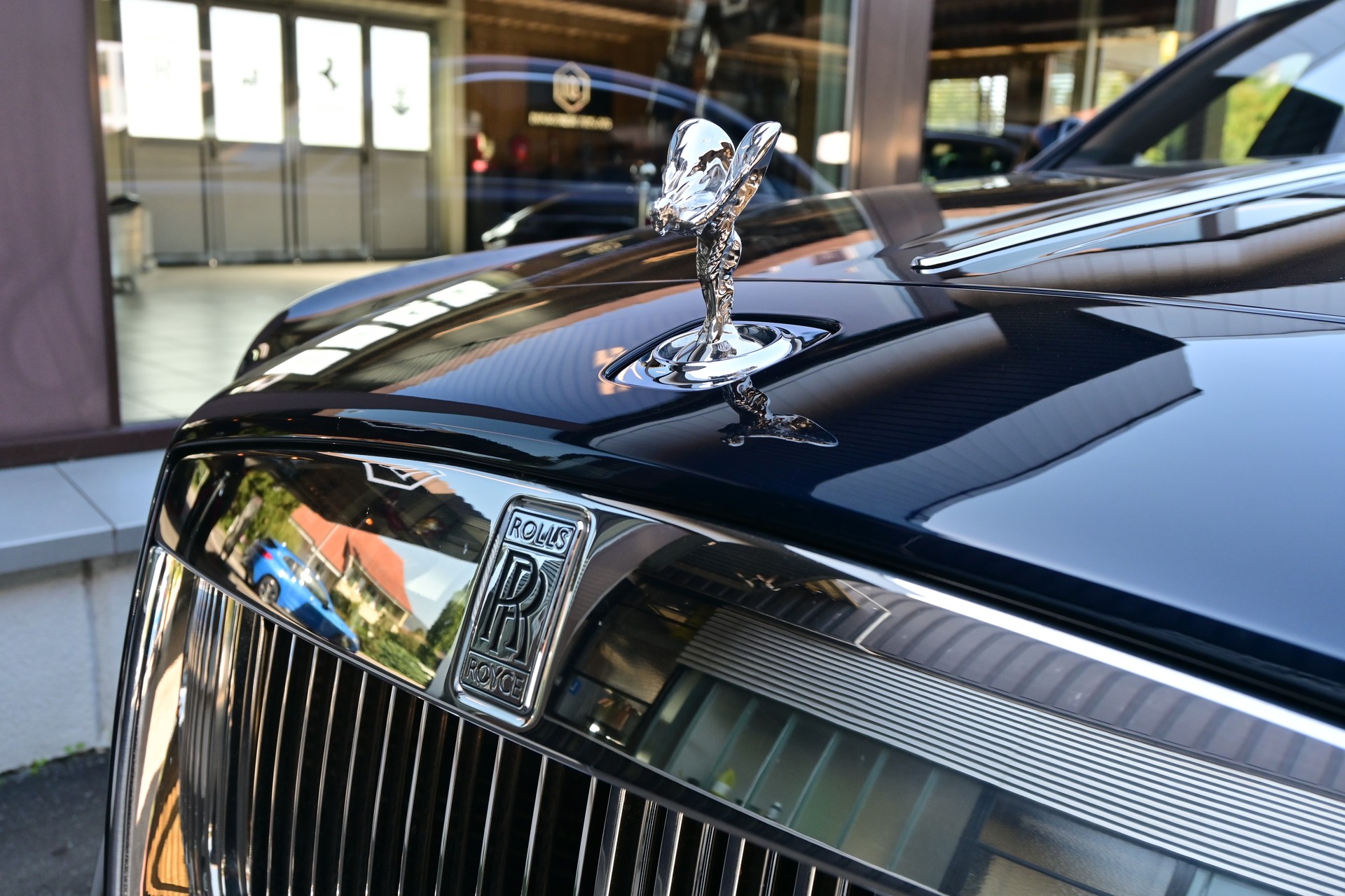 ROLLS-ROYCE Ghost 6.6 V12 *Facelift*-image-8