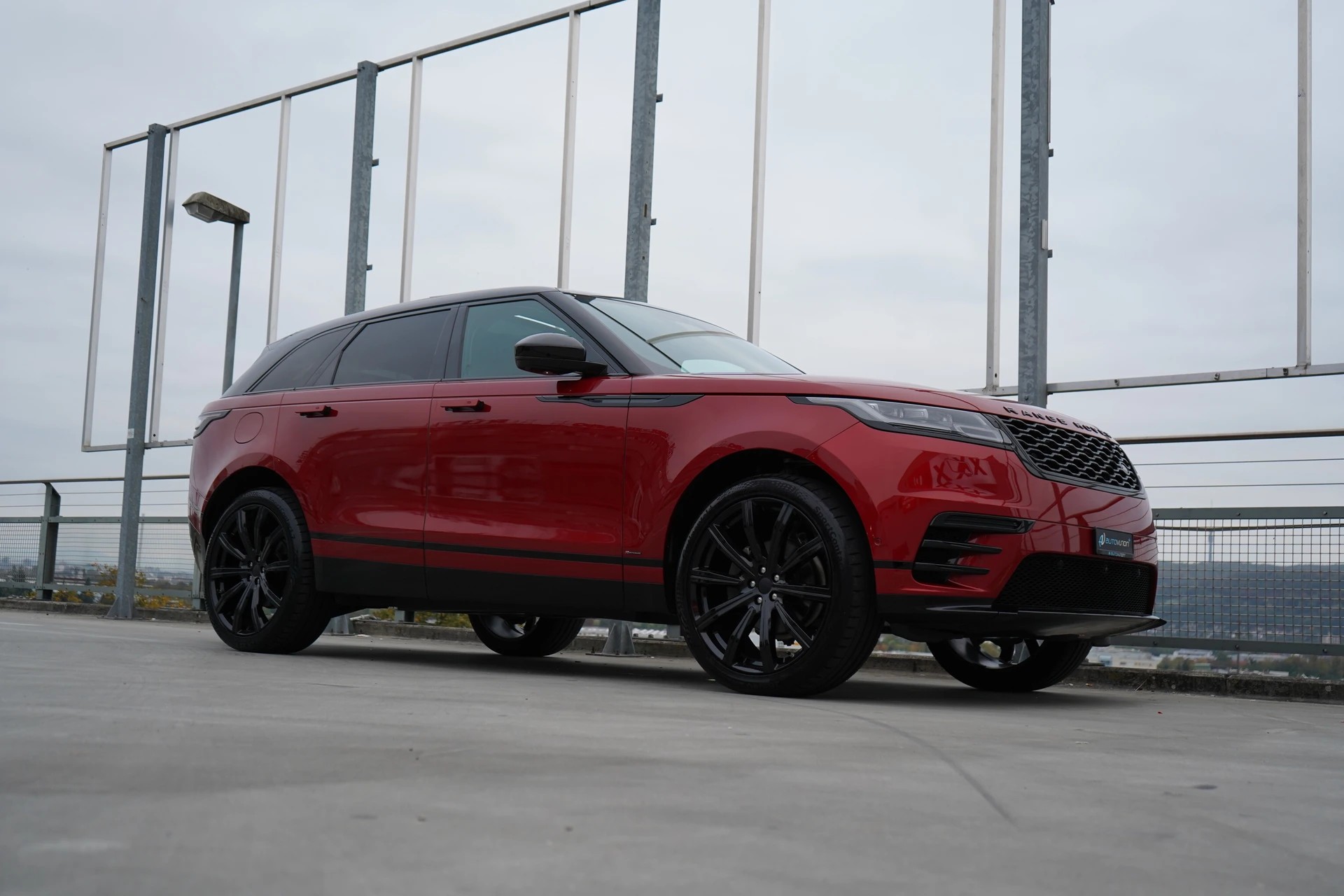 LAND ROVER RANGE ROVER VELAR R-DYNAMIC D BLACK 240 HSE AUTOMATIC l 240 PS-image-10
