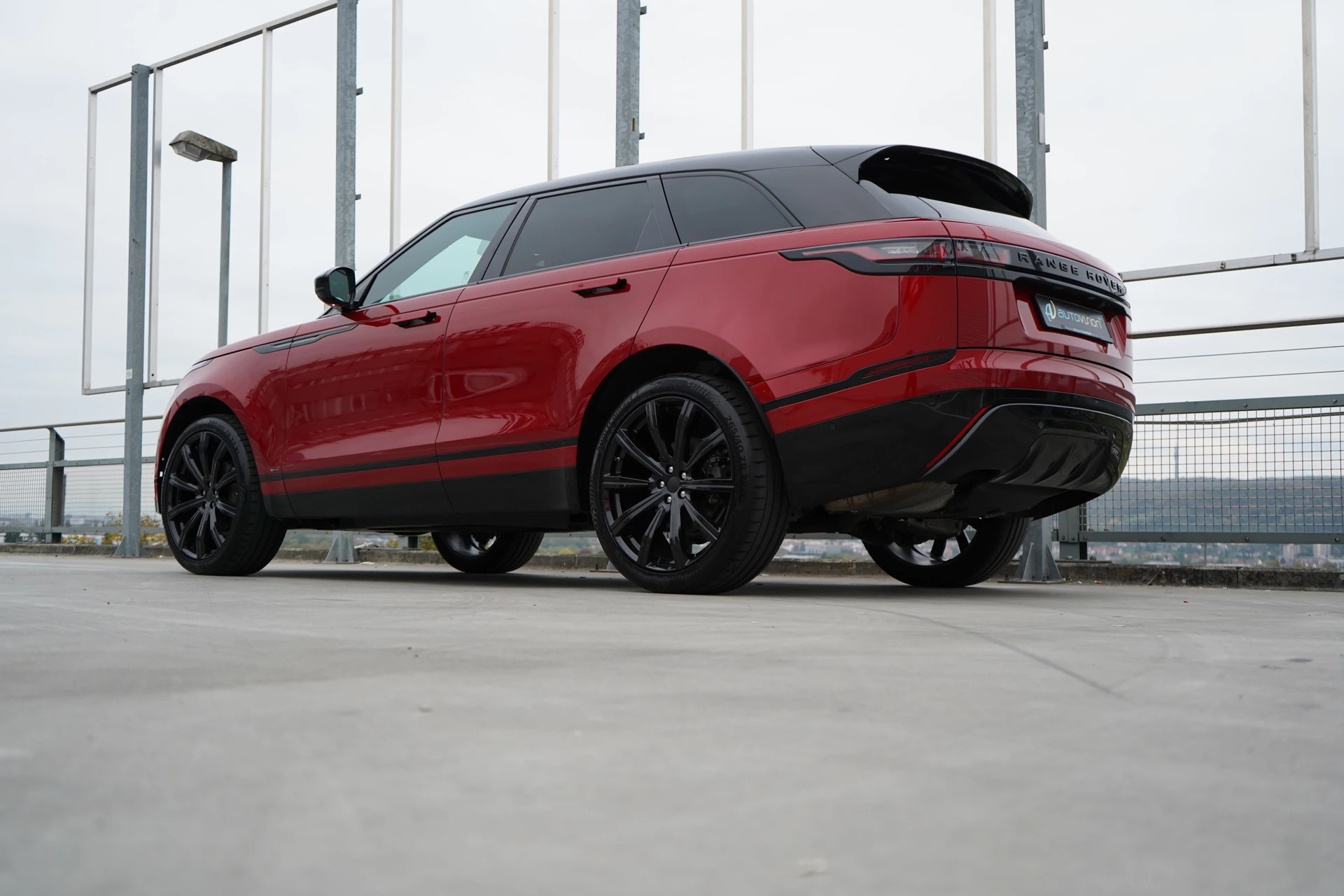 LAND ROVER RANGE ROVER VELAR R-DYNAMIC D BLACK 240 HSE AUTOMATIC l 240 PS-image-7