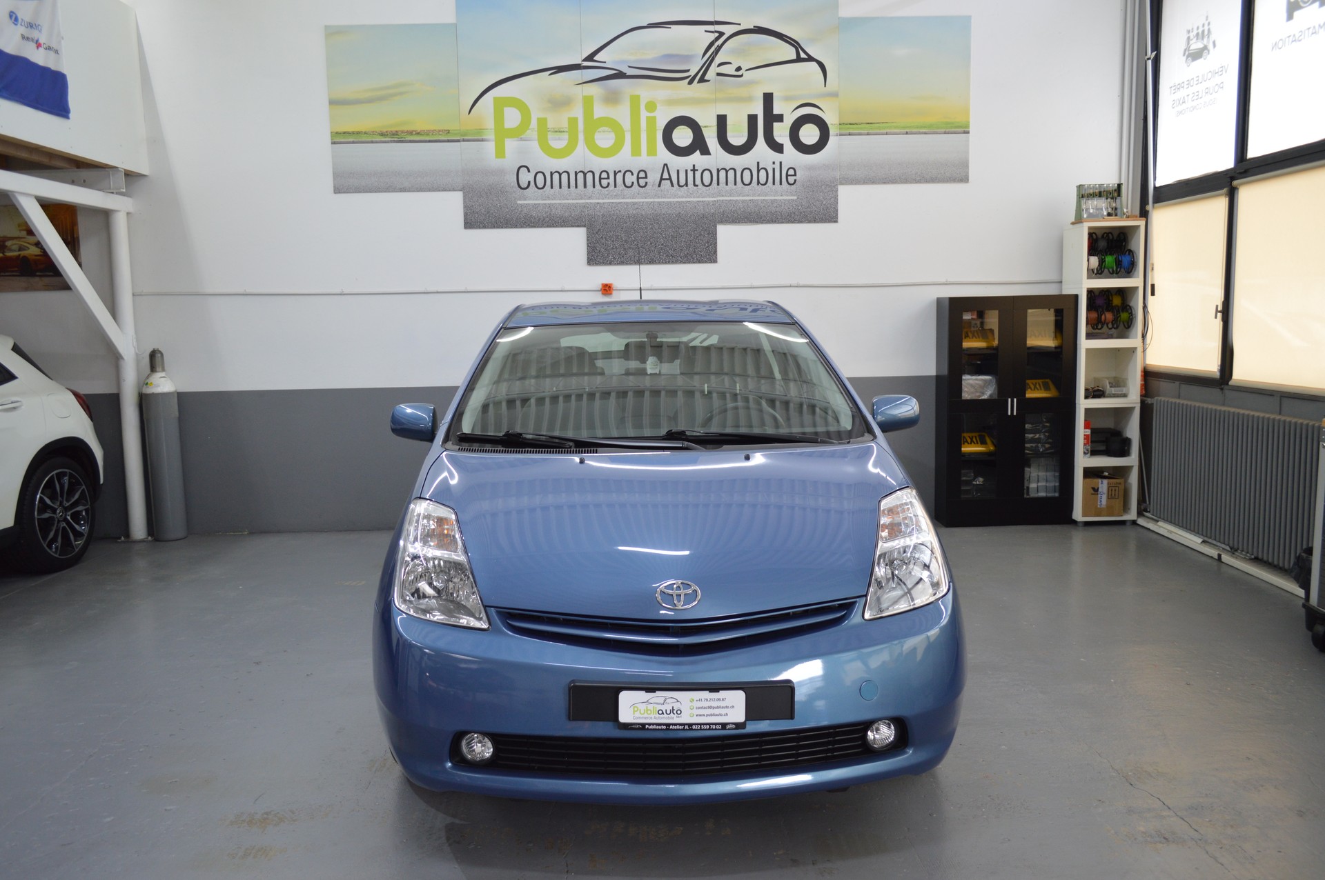 TOYOTA Prius 1.5 16V Hybrid-image-1