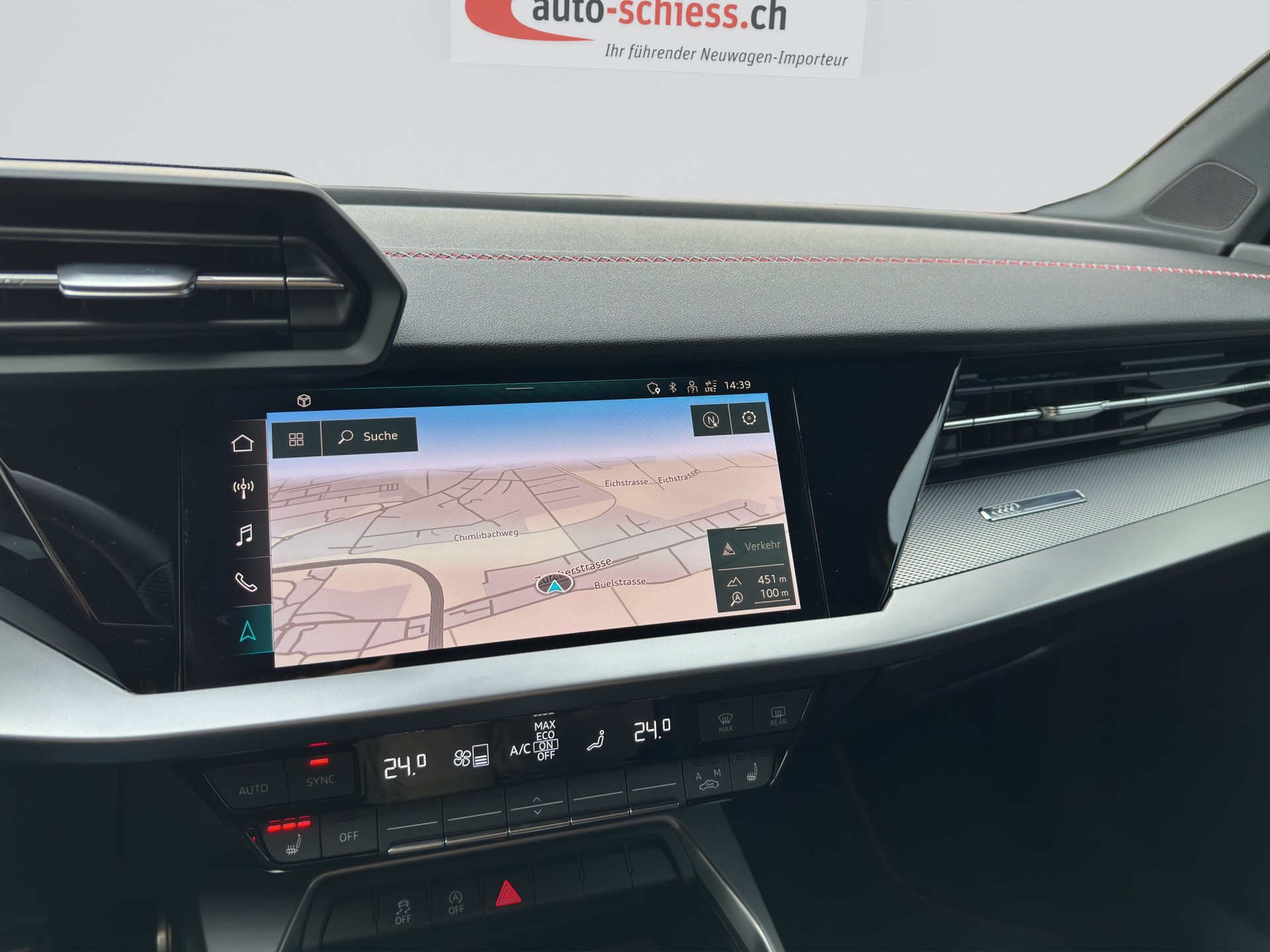AUDI A3 Sportback 35 TDI S Line S-tronic-image-11