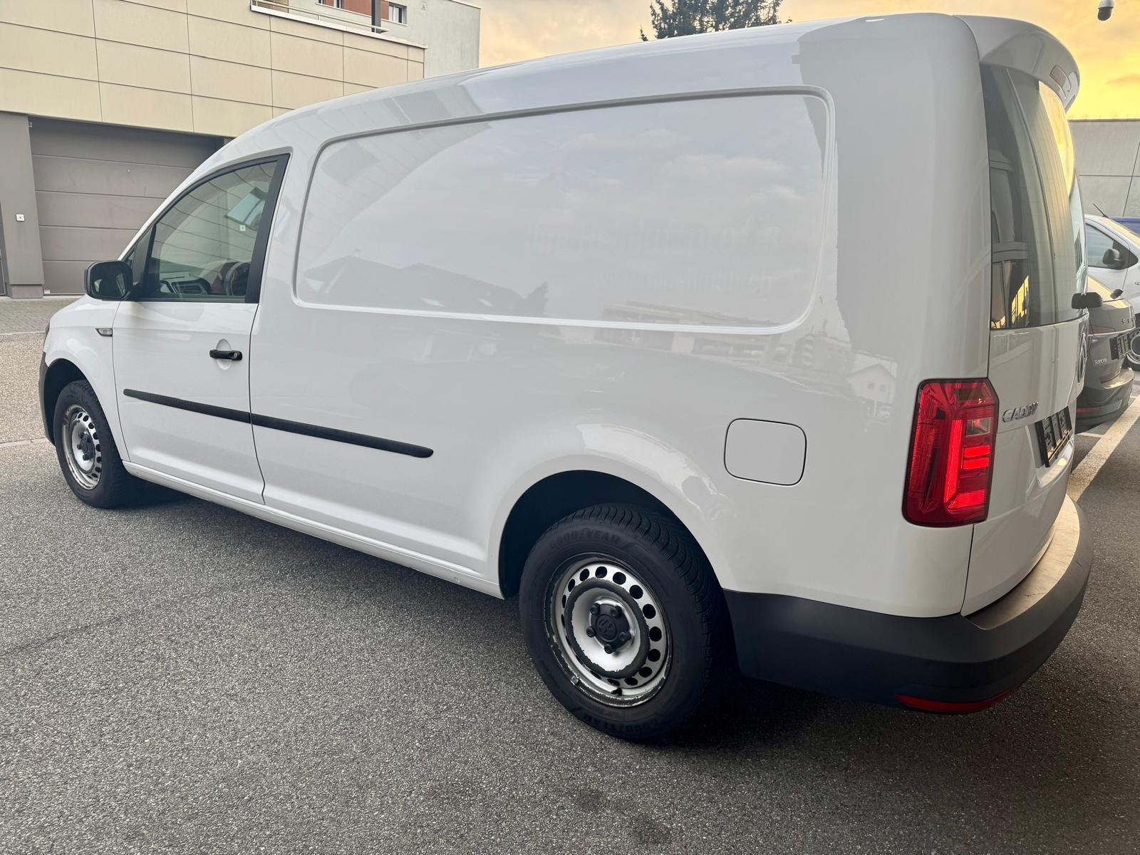 VW Caddy Maxi 2.0 TDI BlueMotion Technology DSG *mit MFK & AHK*-image-3