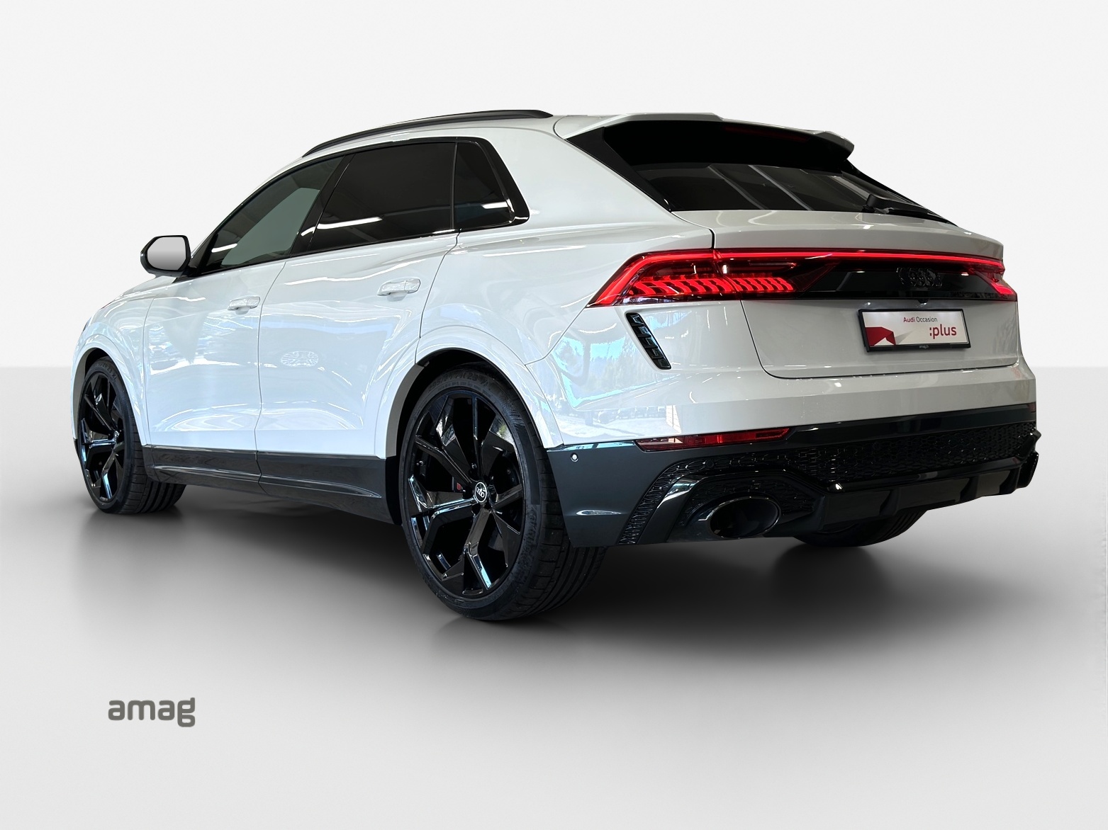 AUDI RSQ8 quattro tiptronic-image-2