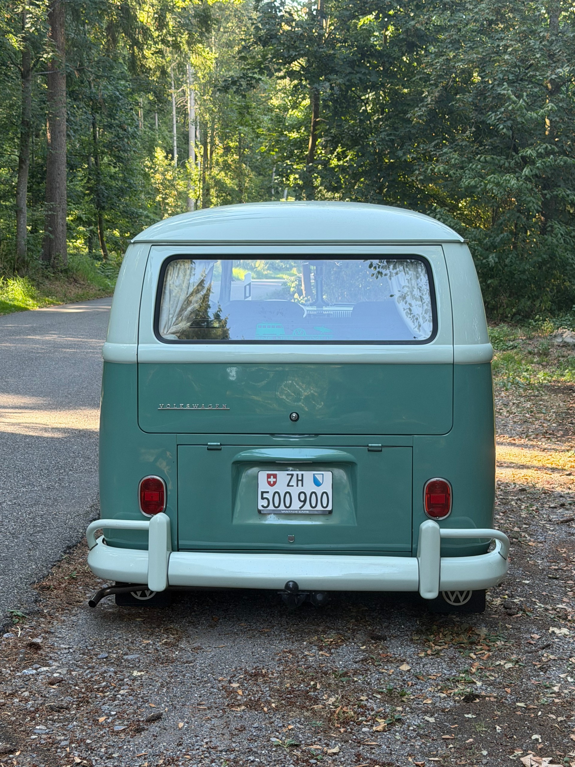 VW T1 Walk-Trough Camper-image-2