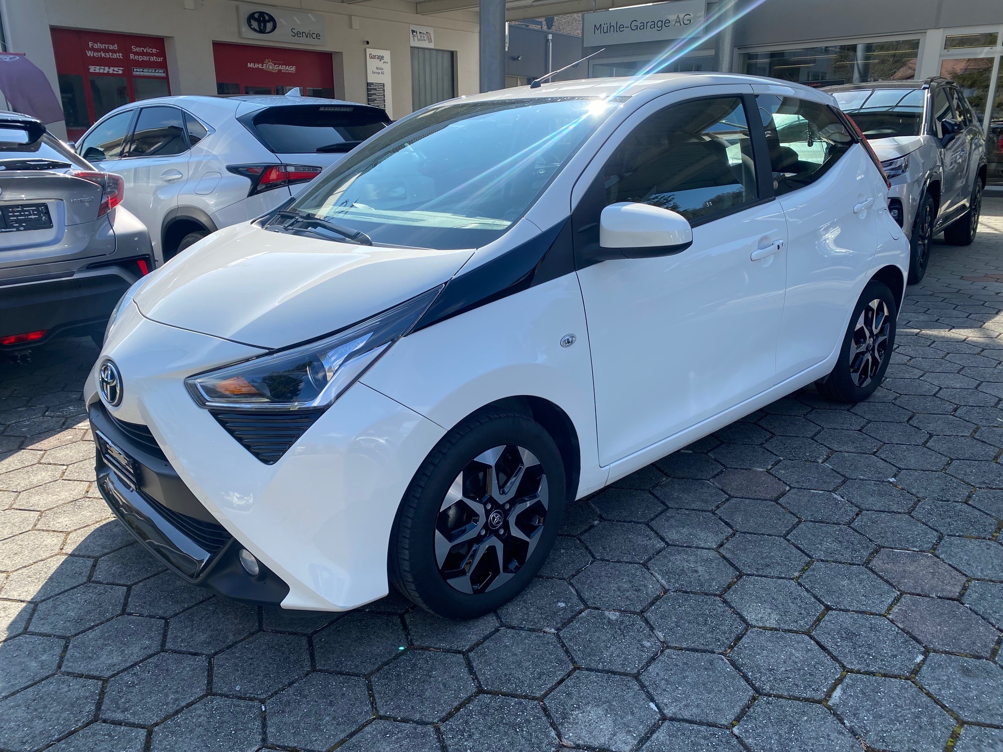 Car photo