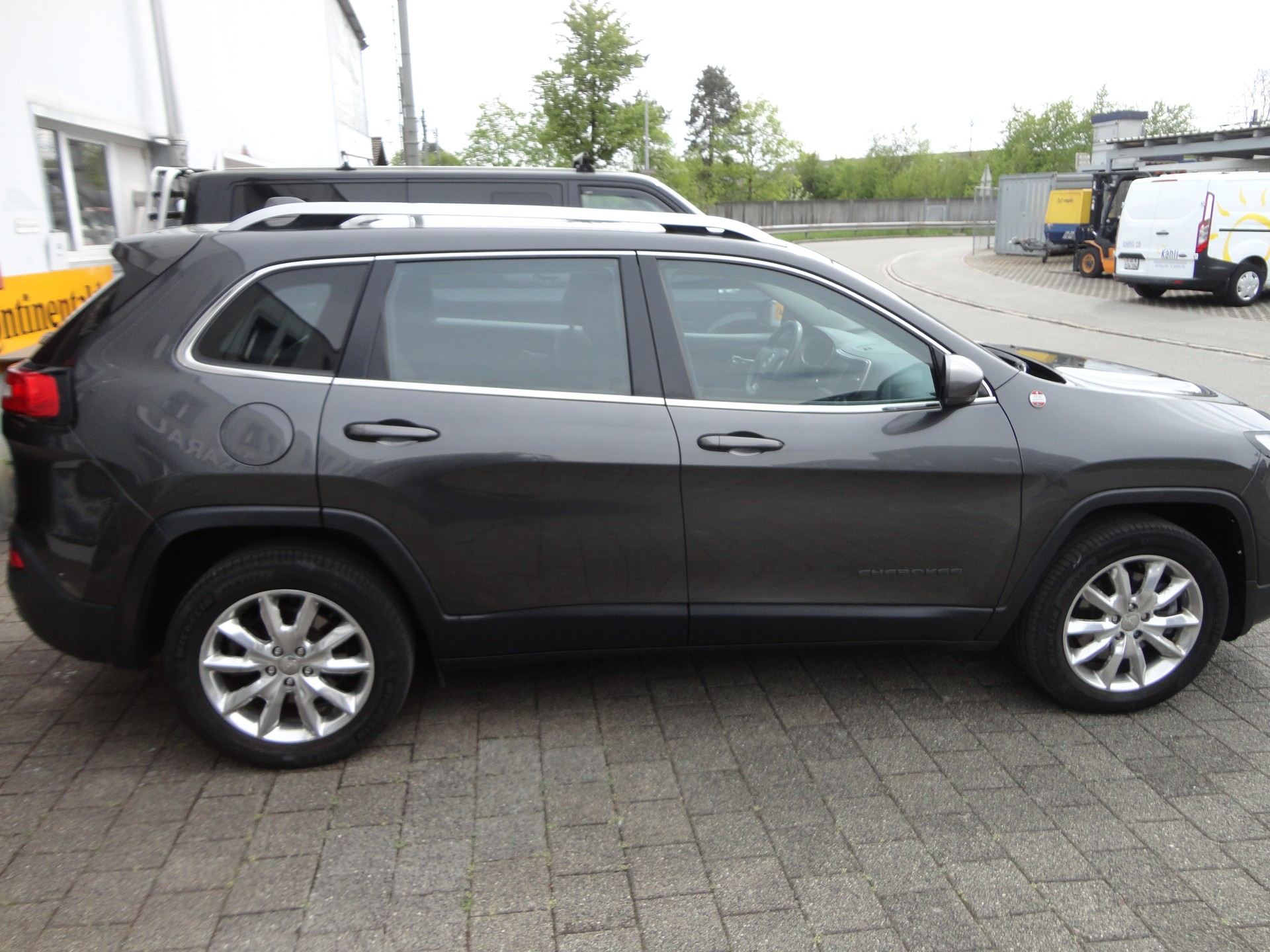 JEEP Cherokee 2.2TD Longitude AWD 9ATX-image-5