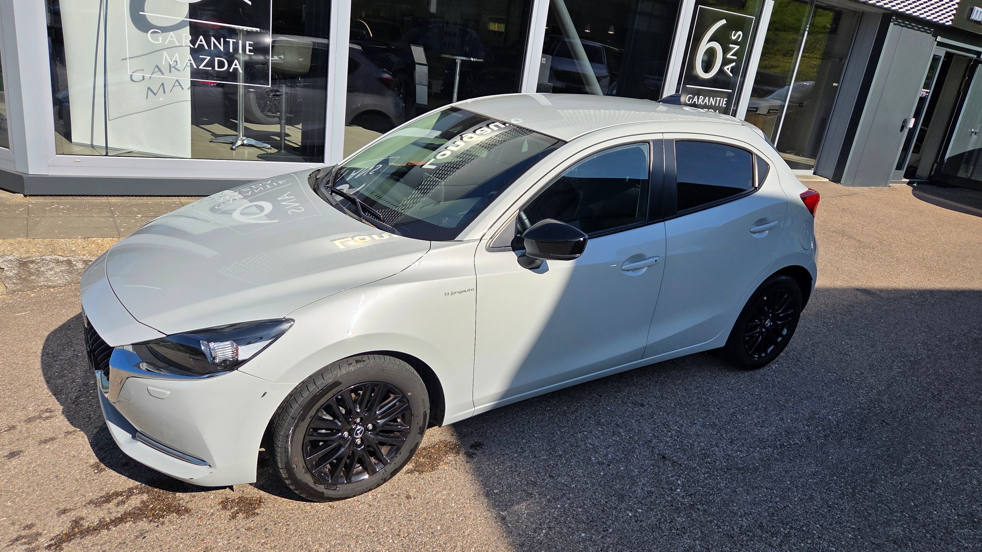 MAZDA 2 SKYACTIV-G 90 Homura Automat-image-7