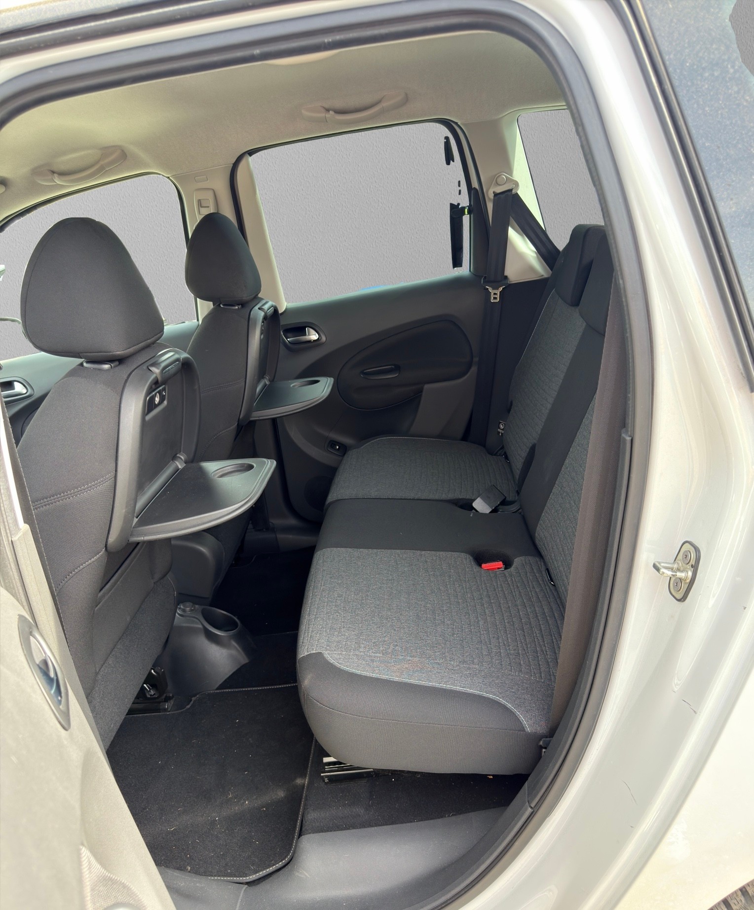 CITROEN C3 Picasso 1.6 BlueHDi Exclusive-image-12