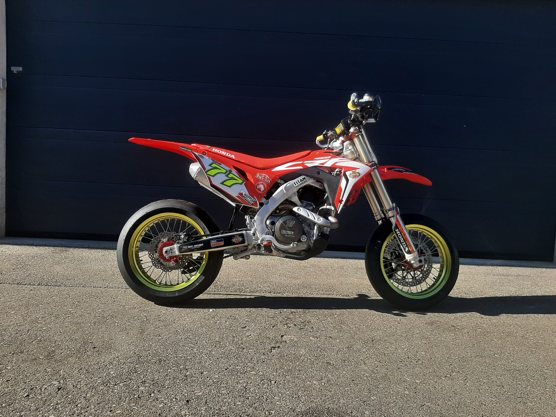 HONDA SUPER MOTO "DOMI 77"