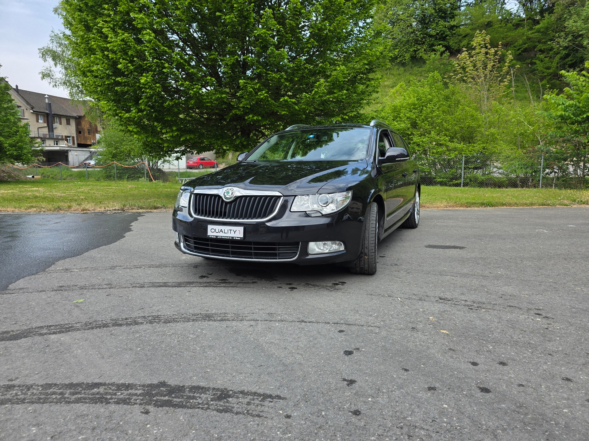 SKODA Superb Combi 2.0 TDi Elegance DSG-image-20
