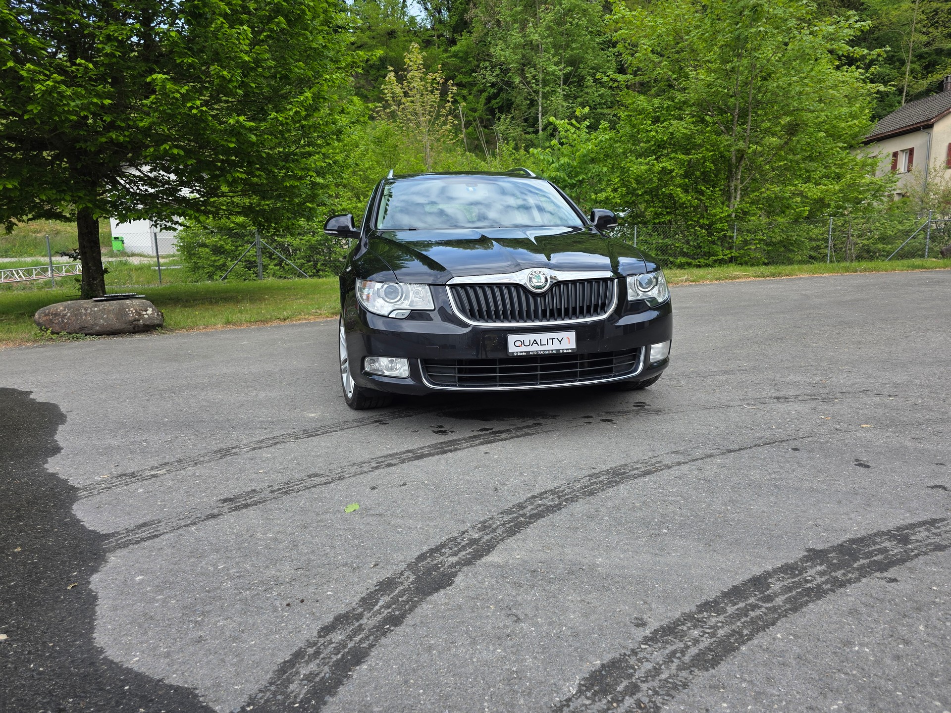SKODA Superb Combi 2.0 TDi Elegance DSG-image-18