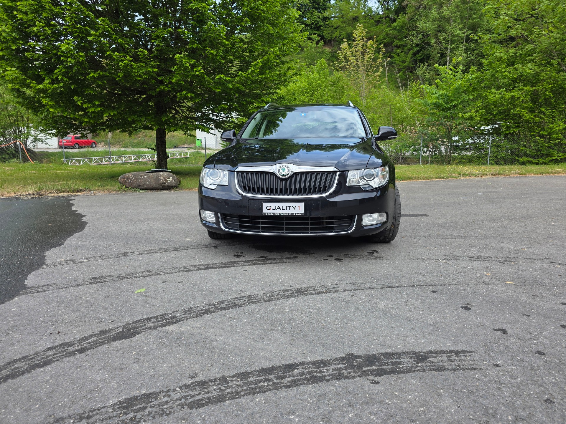 SKODA Superb Combi 2.0 TDi Elegance DSG-image-19