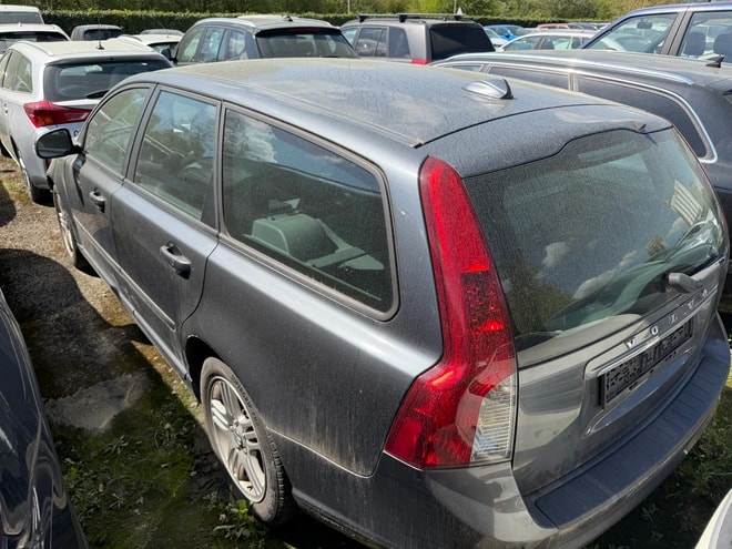 VOLVO V50 D3 Summum-image-3