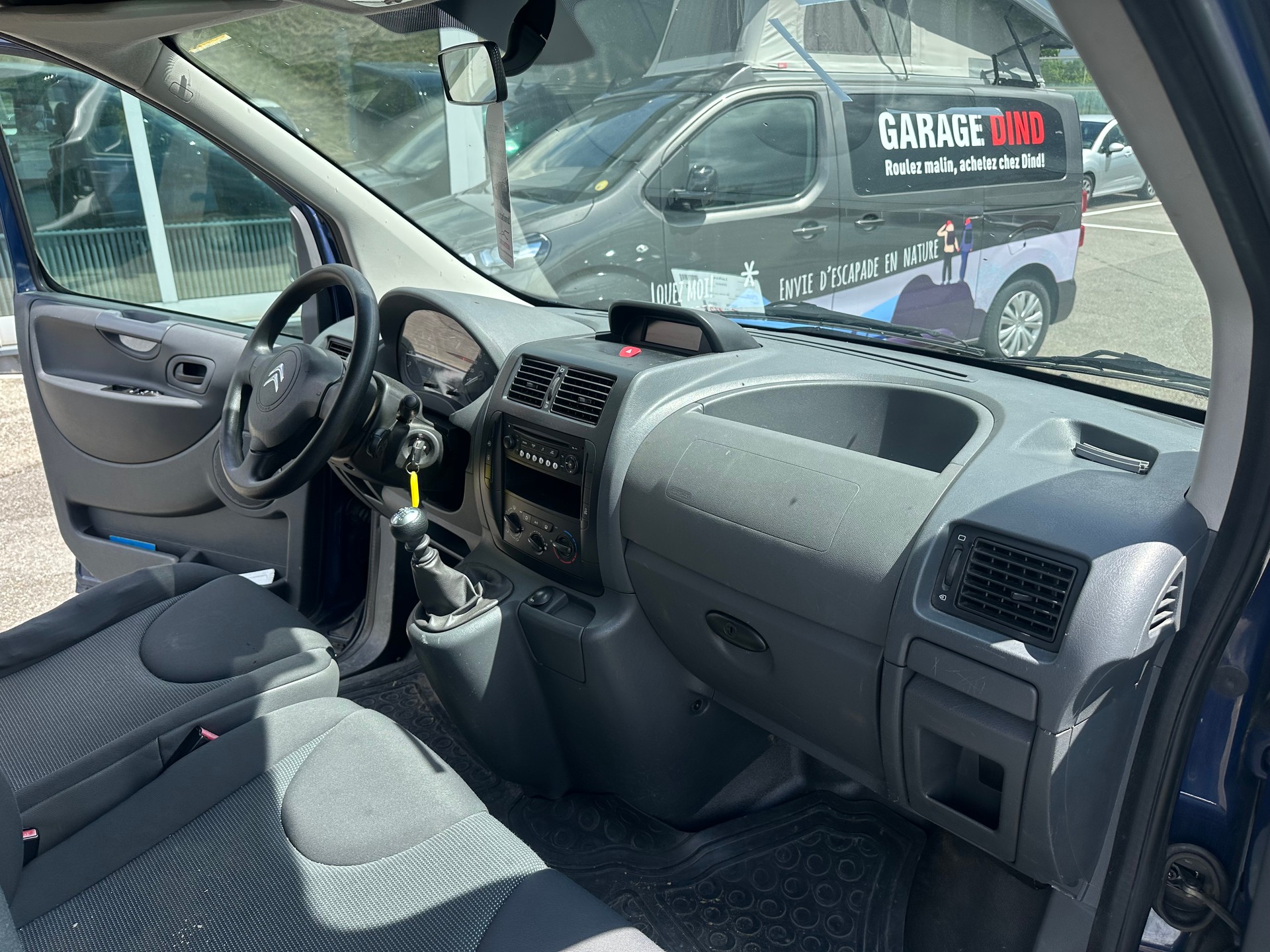 CITROEN Jumpy 2.0 HDi L2H1 Attraction-image-4