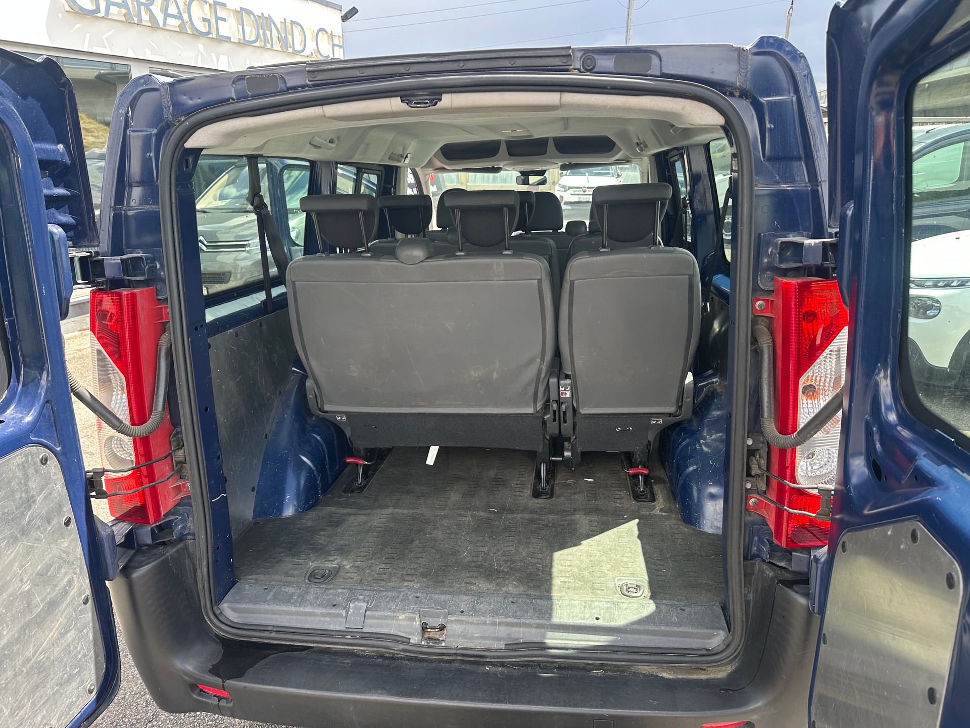 CITROEN Jumpy 2.0 HDi L2H1 Attraction-image-7