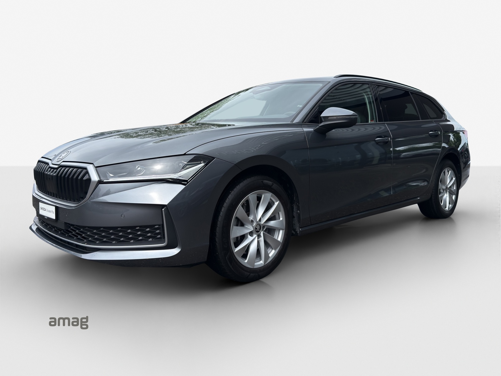 SKODA Superb Combi 2.0 TDi Selection 4x4 DSG-image-0
