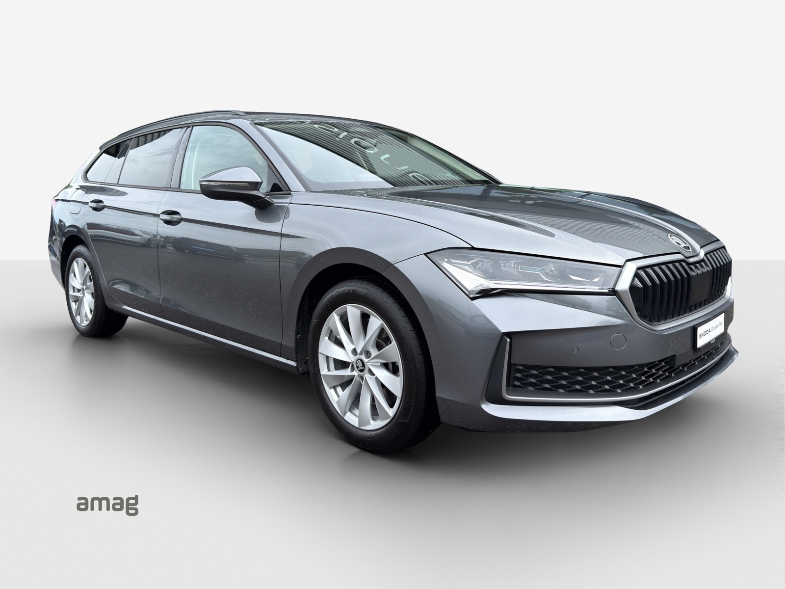 SKODA Superb Combi 2.0 TDi Selection 4x4 DSG-image-5