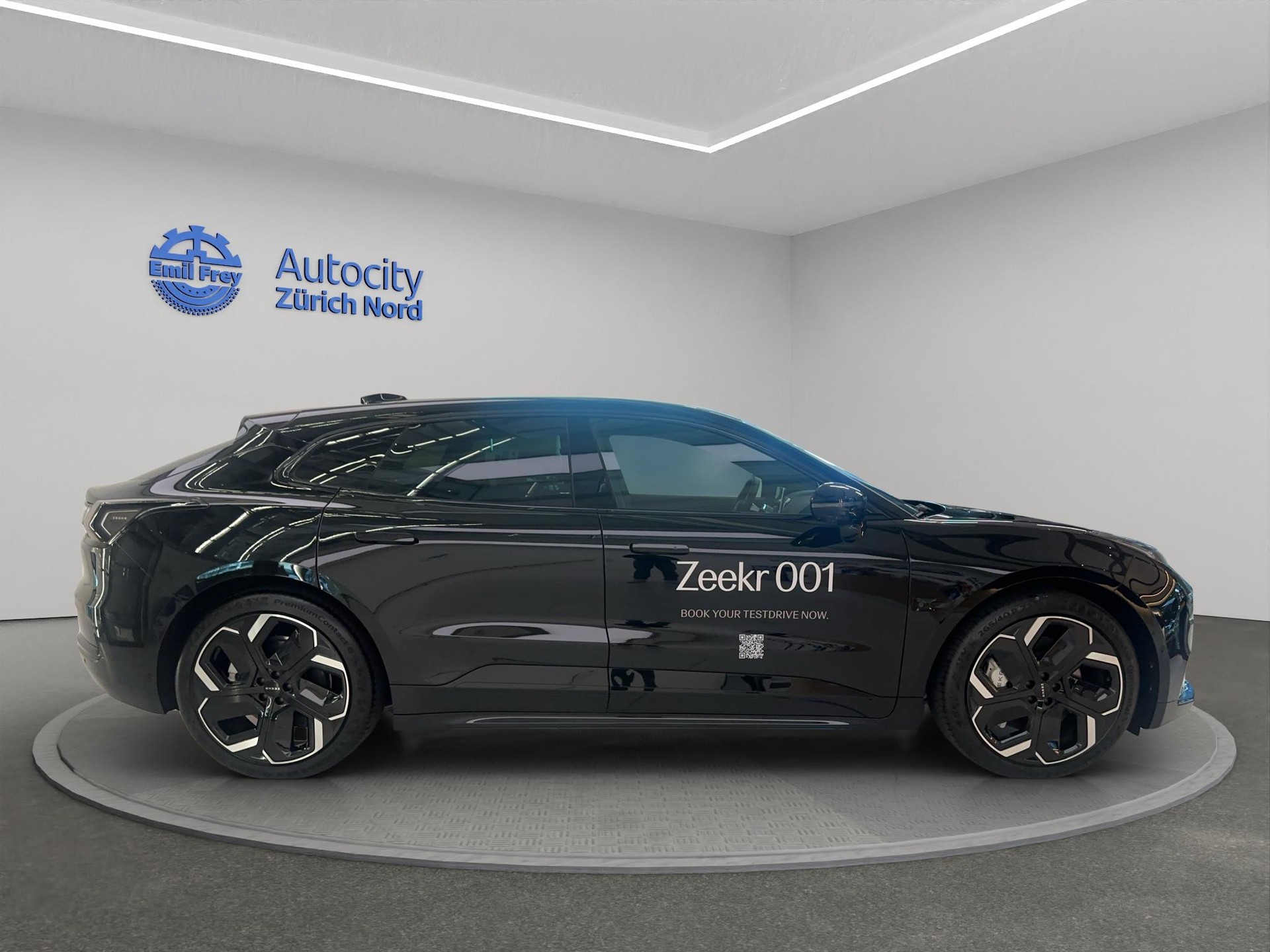 ZEEKR 001 Performance AWD-image-5