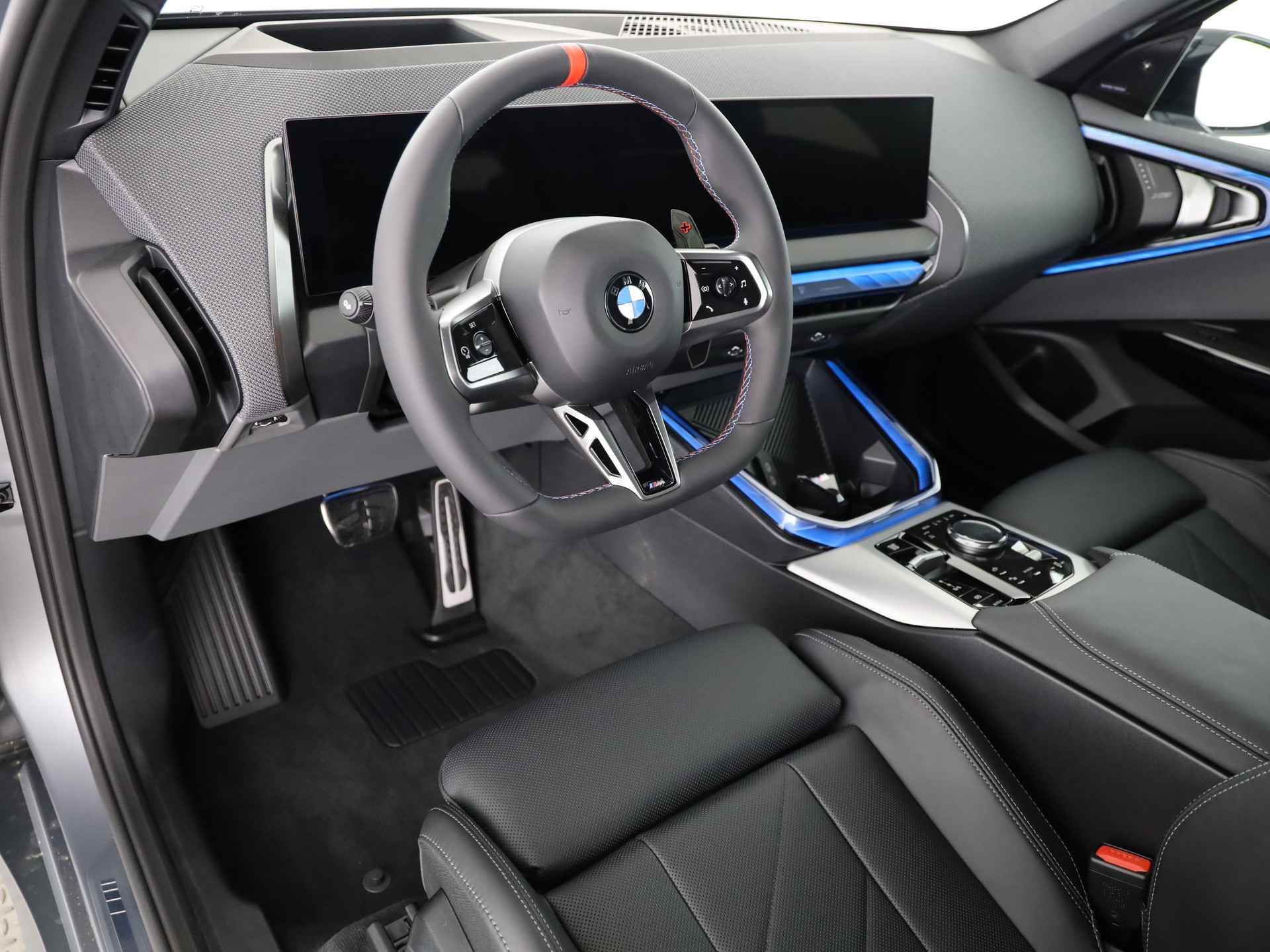 BMW X3 M50i-image-11