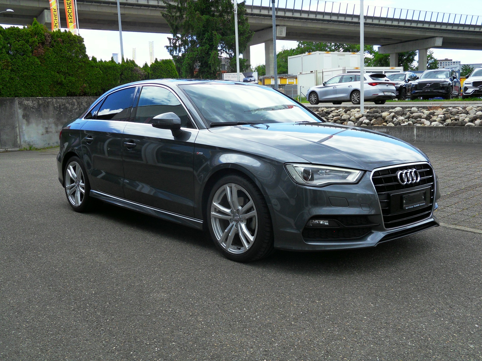 AUDI A3 Limousine 1.4 TFSI Ambiente S-tronic-image-4