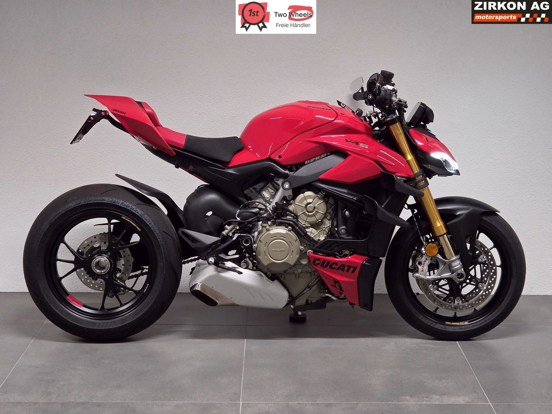 DUCATI Streetfighter V4 S