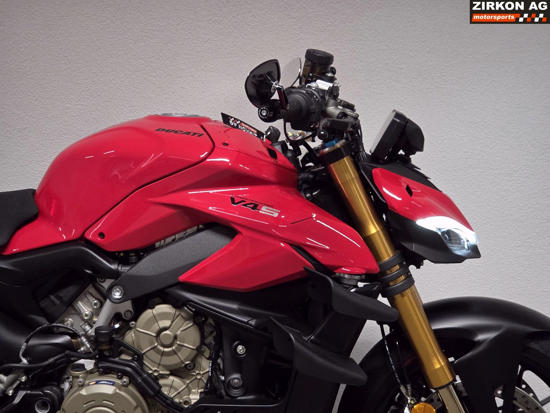 DUCATI Streetfighter V4 S-image-4