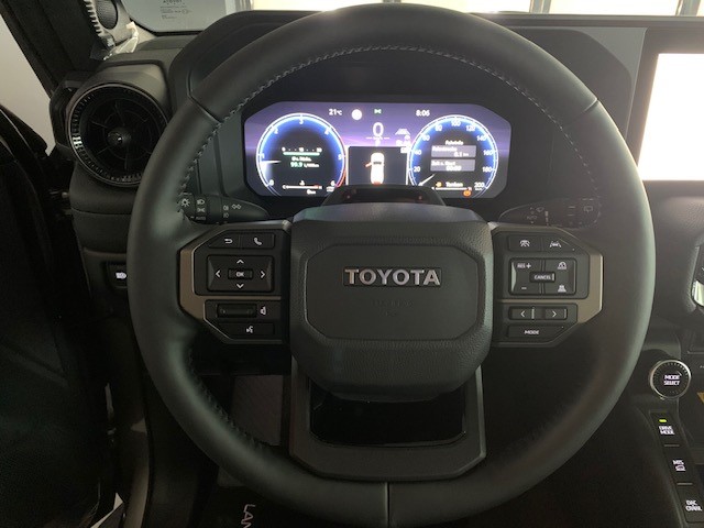 TOYOTA Land Cruiser 2.8 D 48V Invincible-image-15