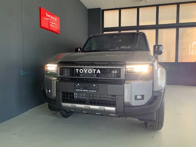 TOYOTA Land Cruiser 2.8 D 48V Invincible-showroom-element-2