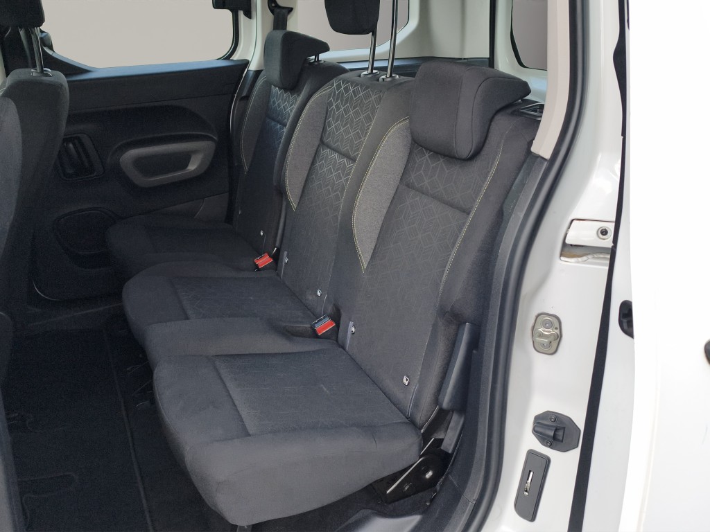 PEUGEOT Rifter 1.2 PureTech Active-image-3