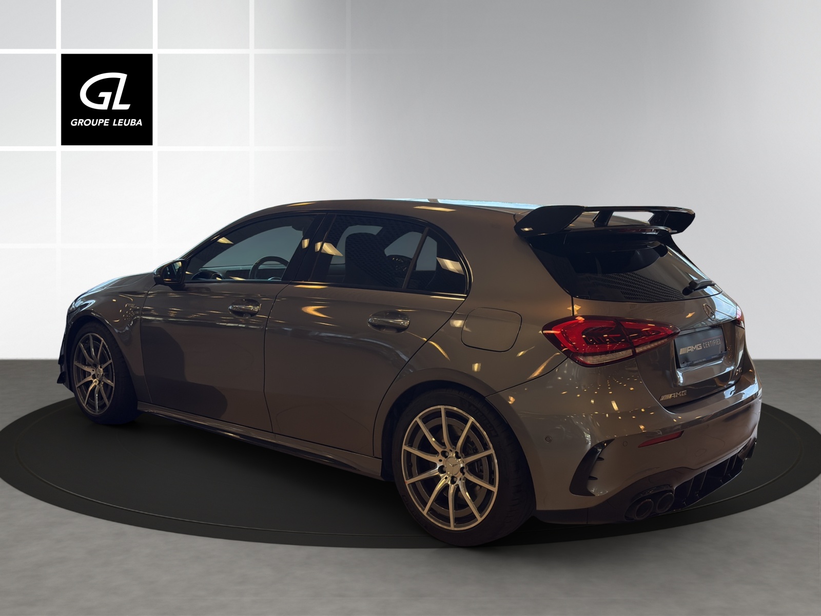 MERCEDES-BENZ A 45 AMG 4Matic+-showroom-element-3