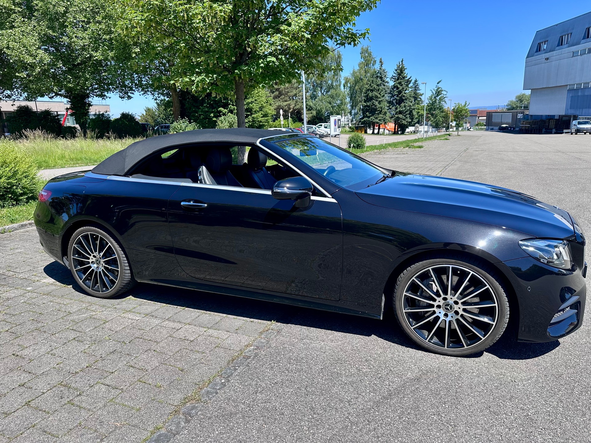 MERCEDES-BENZ E 400 AMG Line 4matic-image-5