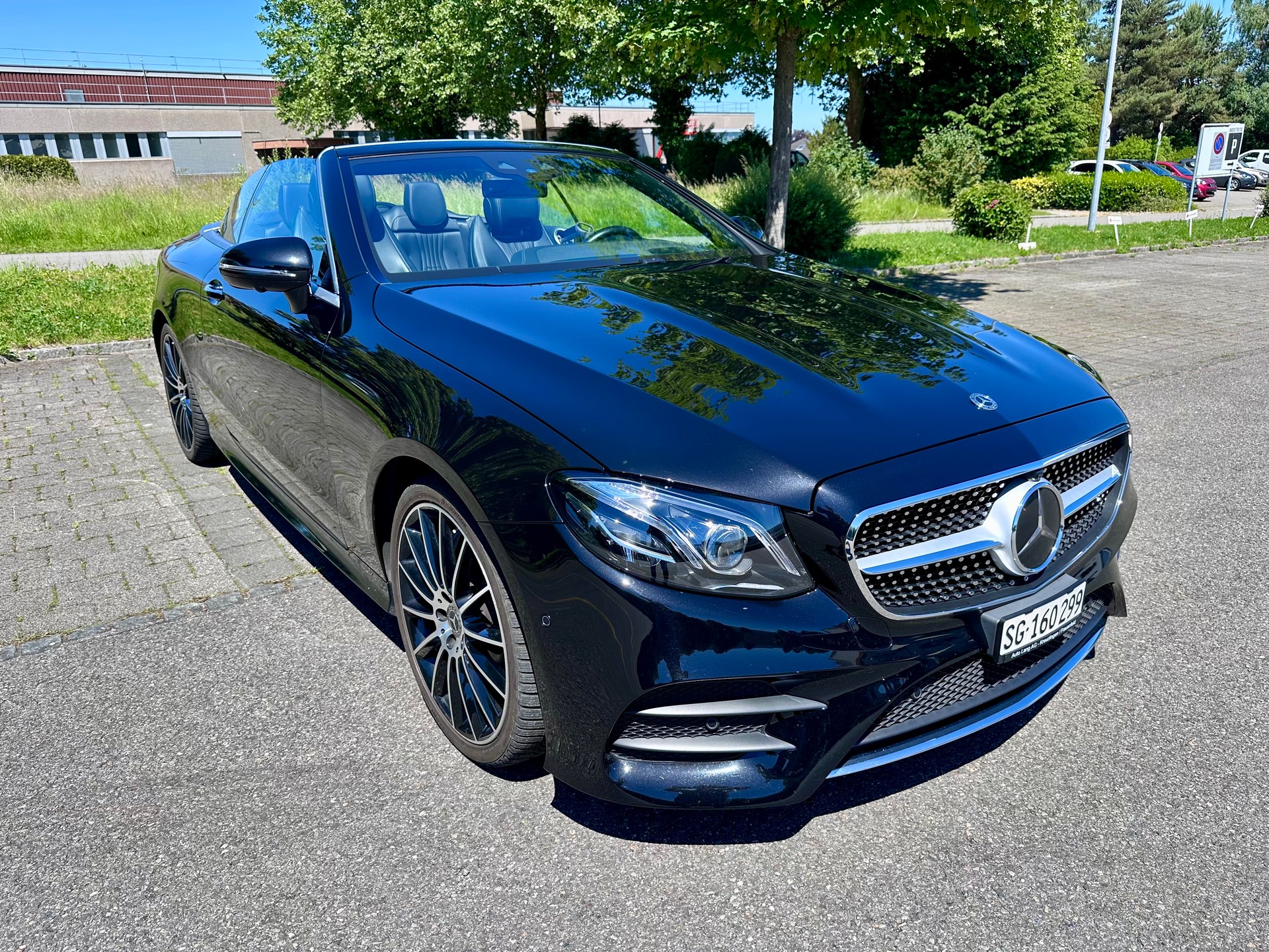 MERCEDES-BENZ E 400 AMG Line 4matic-image-1