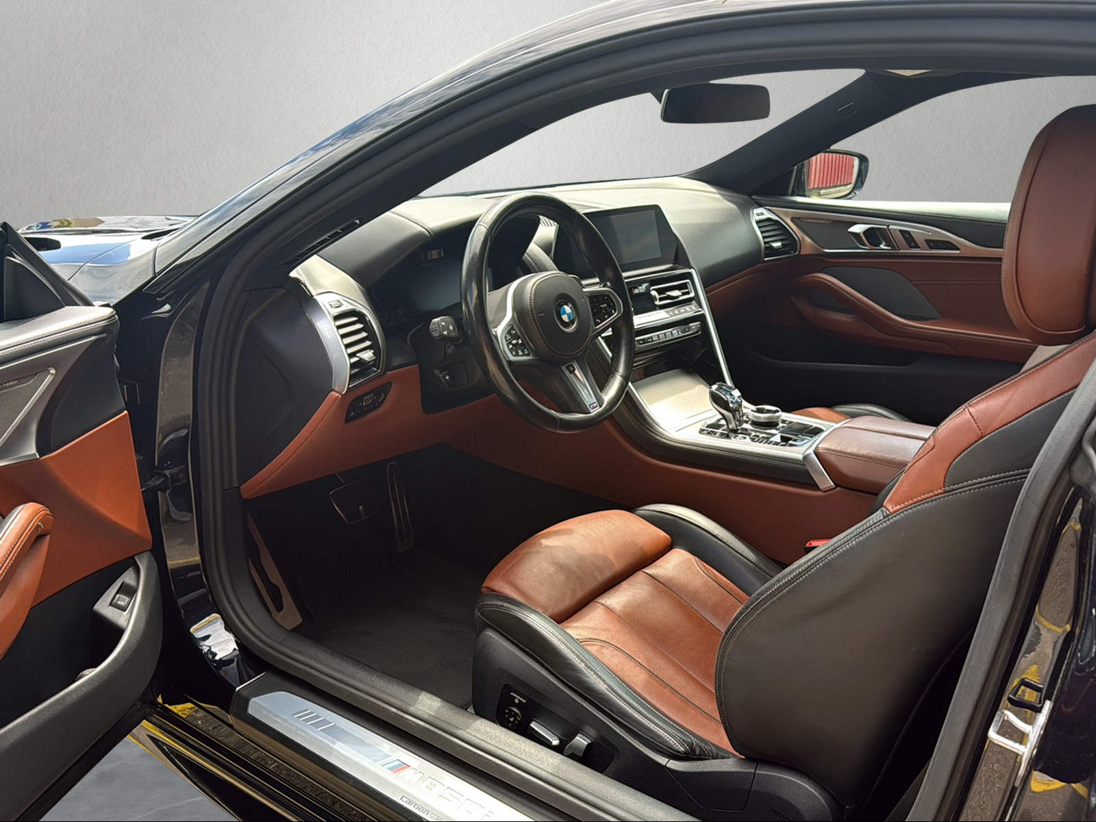 BMW M850i xDrive Steptronic-image-8