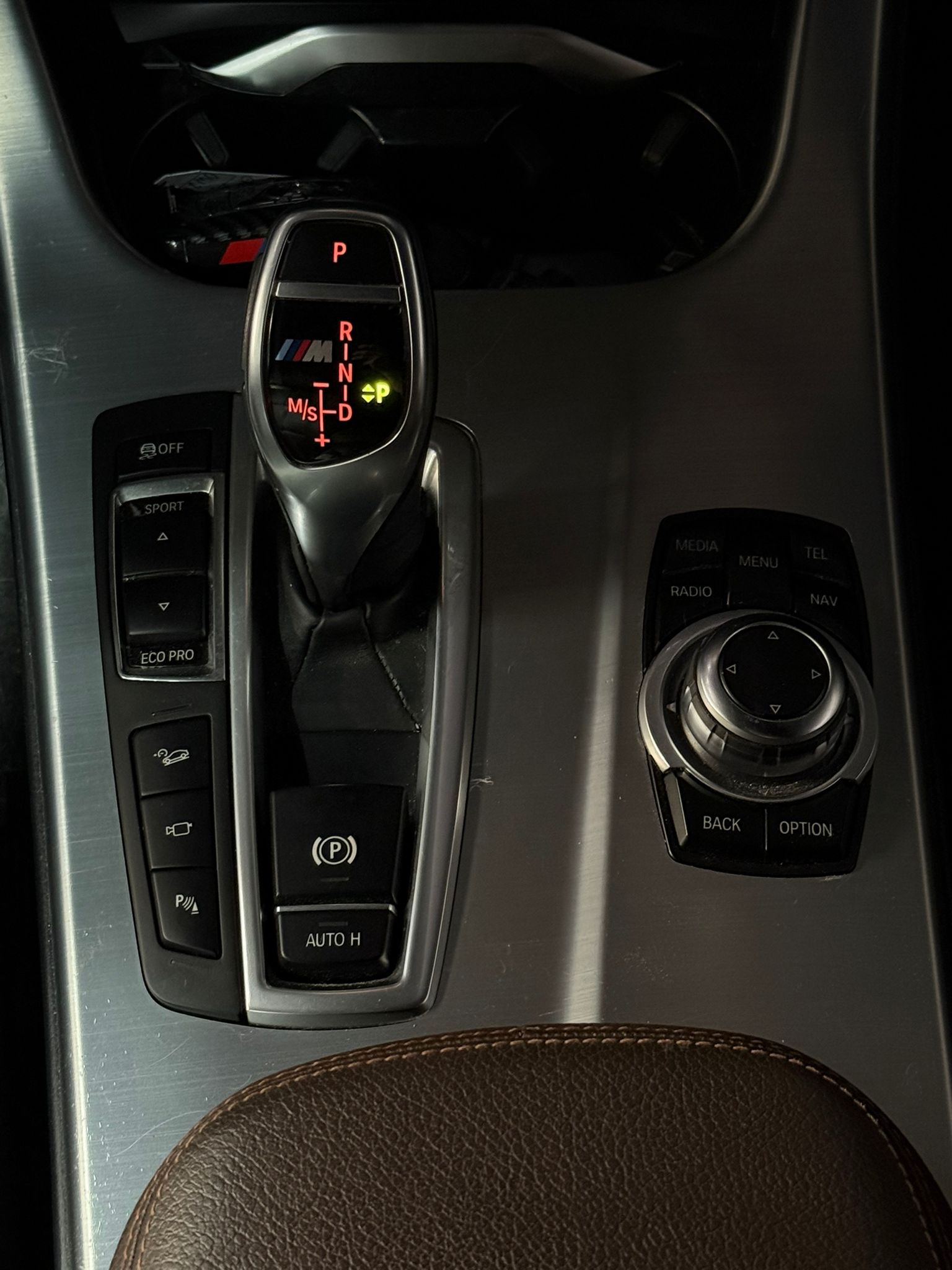 BMW X4 M 40i Steptronic / 360° Camera / Driving Assistant / Full Service by BMW / EL.Sitze-image-19