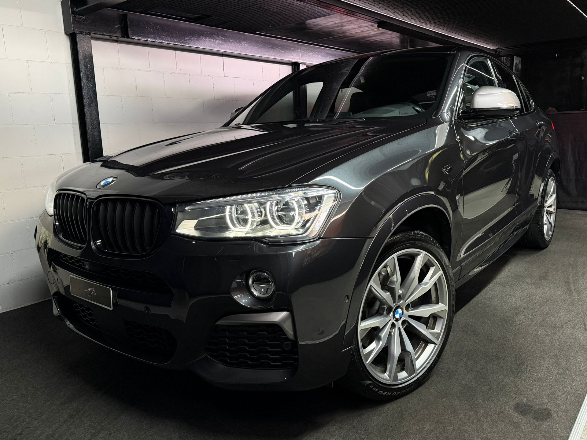 BMW X4 M 40i Steptronic / 360° Camera / Driving Assistant / Full Service by BMW / EL.Sitze-image-0