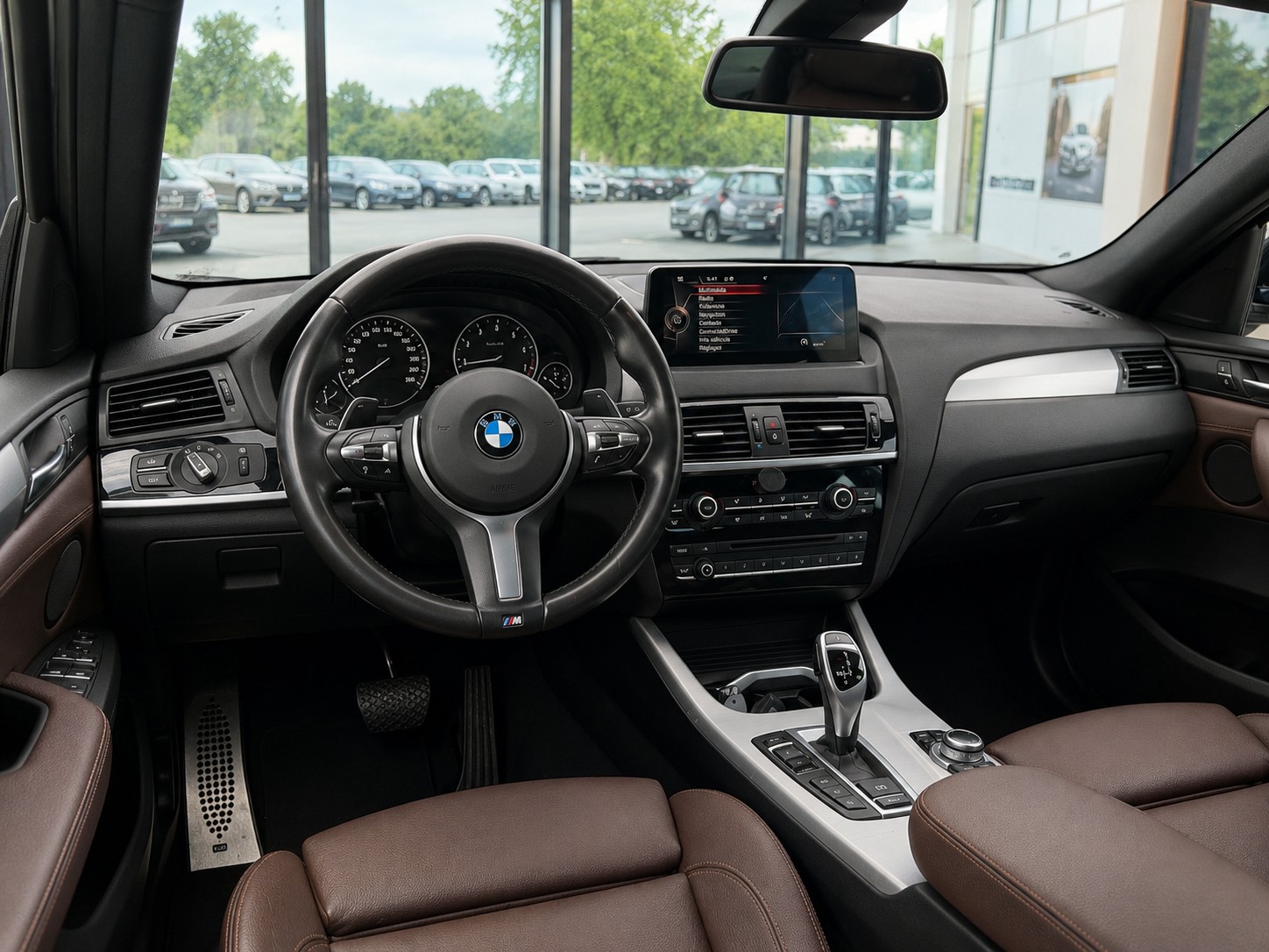 BMW X4 M 40i Steptronic / 360° Camera / Driving Assistant / Full Service by BMW / EL.Sitze-image-16