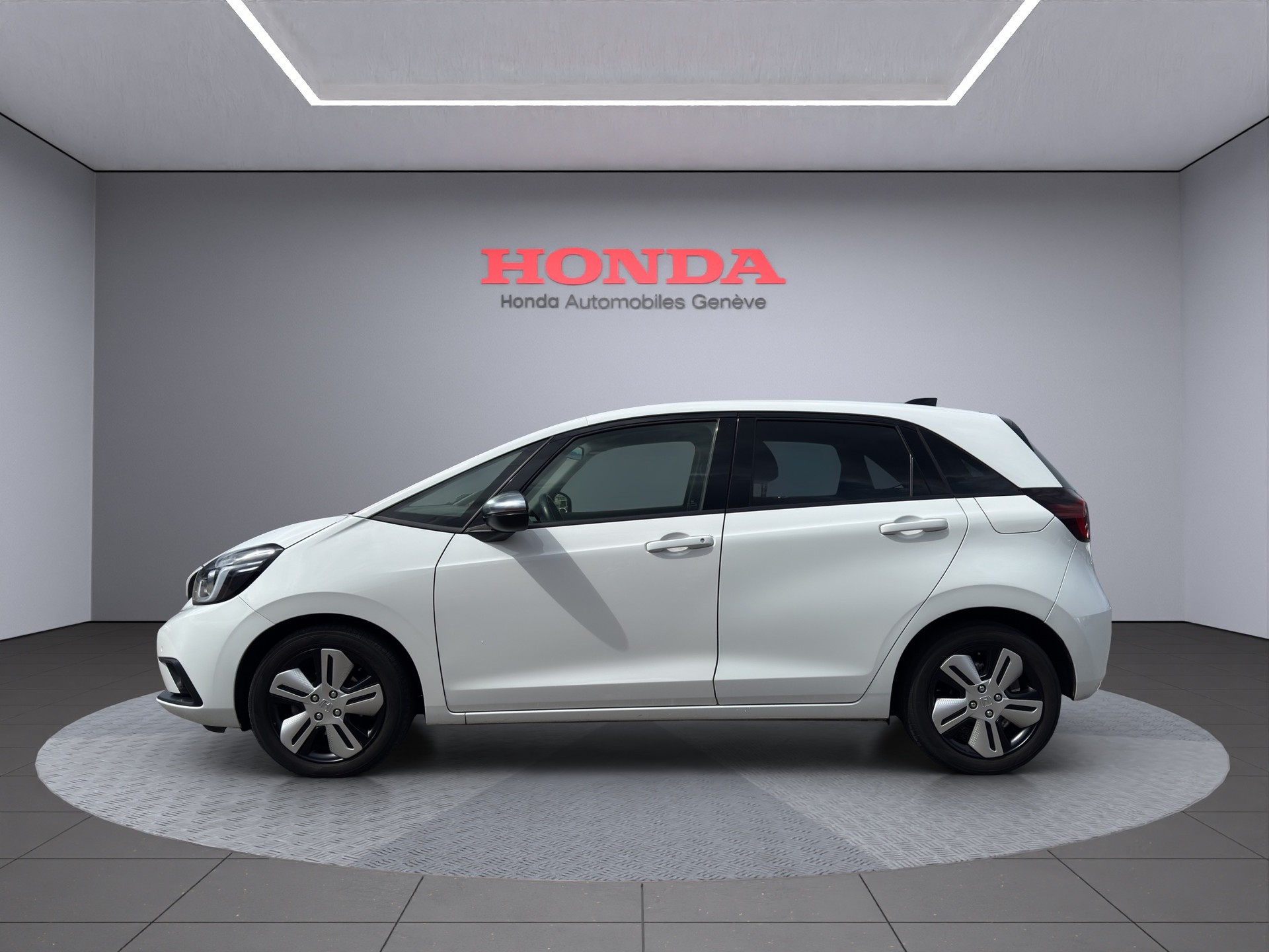 HONDA Jazz 1.5 i-MMD Executive-image-4