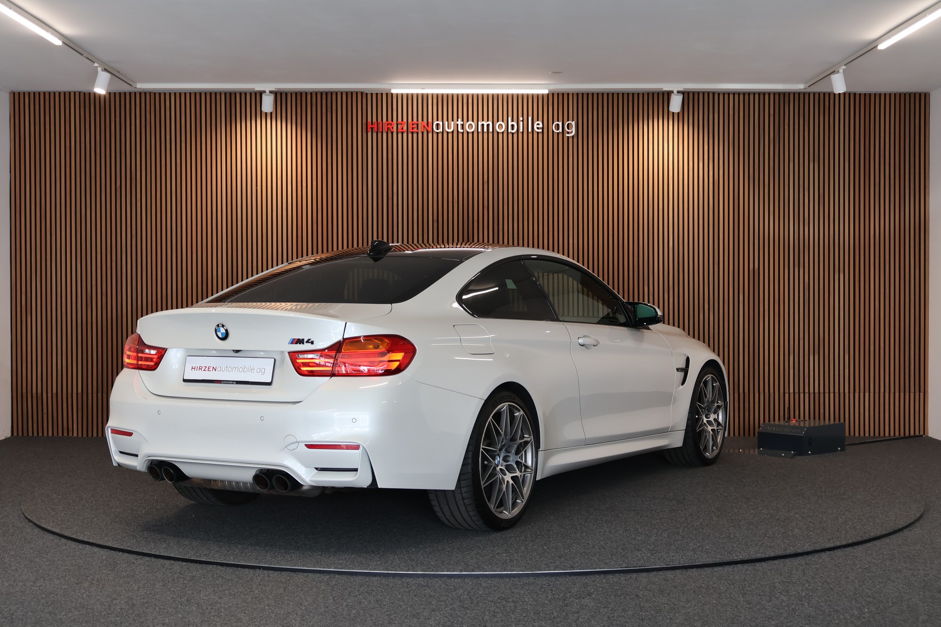 BMW M4 Coupé DKG ohne OPF-image-4