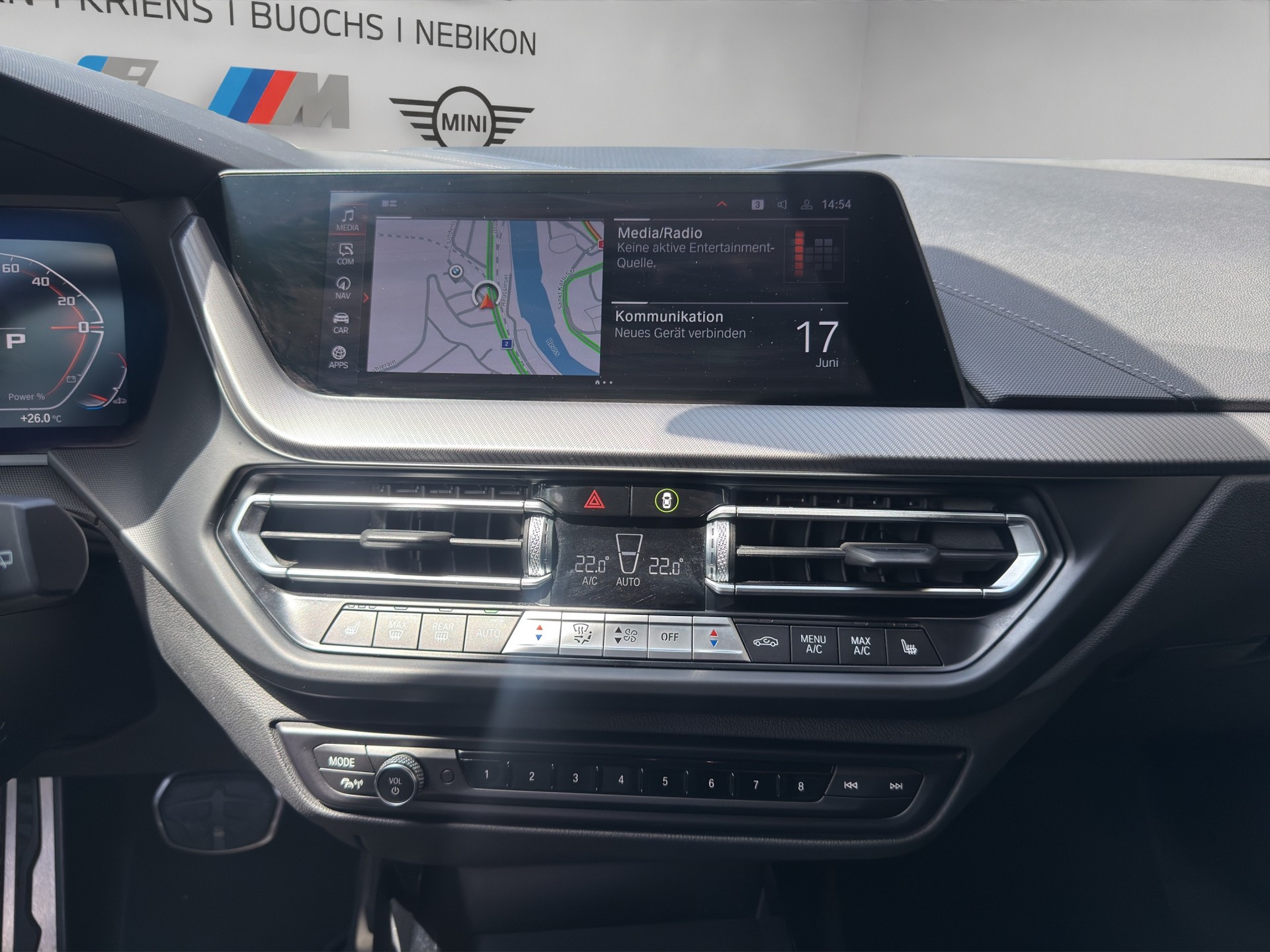 BMW M135i xDrive Steptronic-image-15
