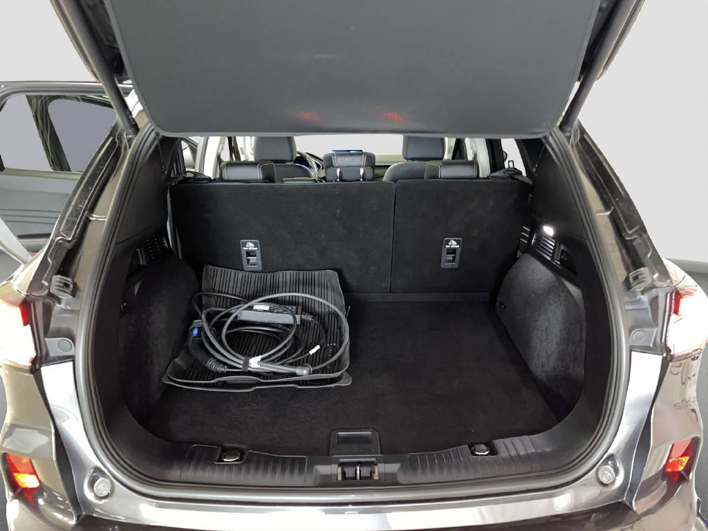 FORD Kuga 2.5 Plug-in Hybrid Vignale-image-13