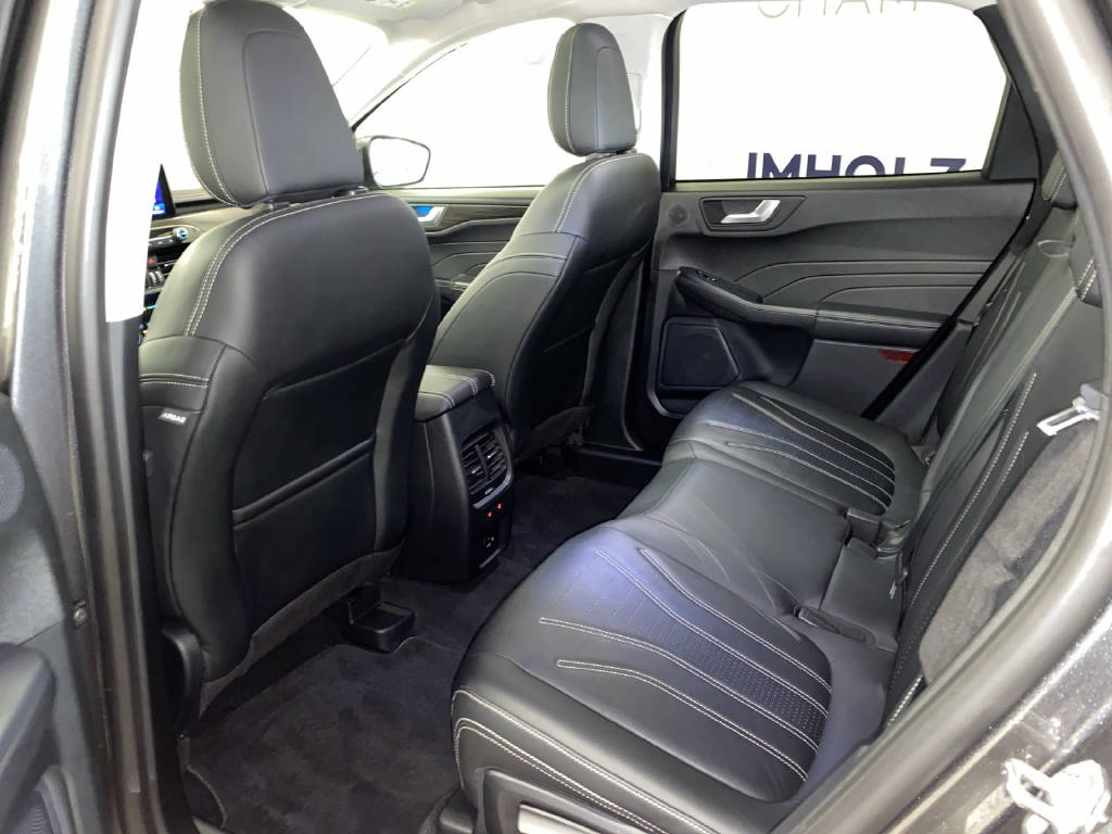 FORD Kuga 2.5 Plug-in Hybrid Vignale-image-15
