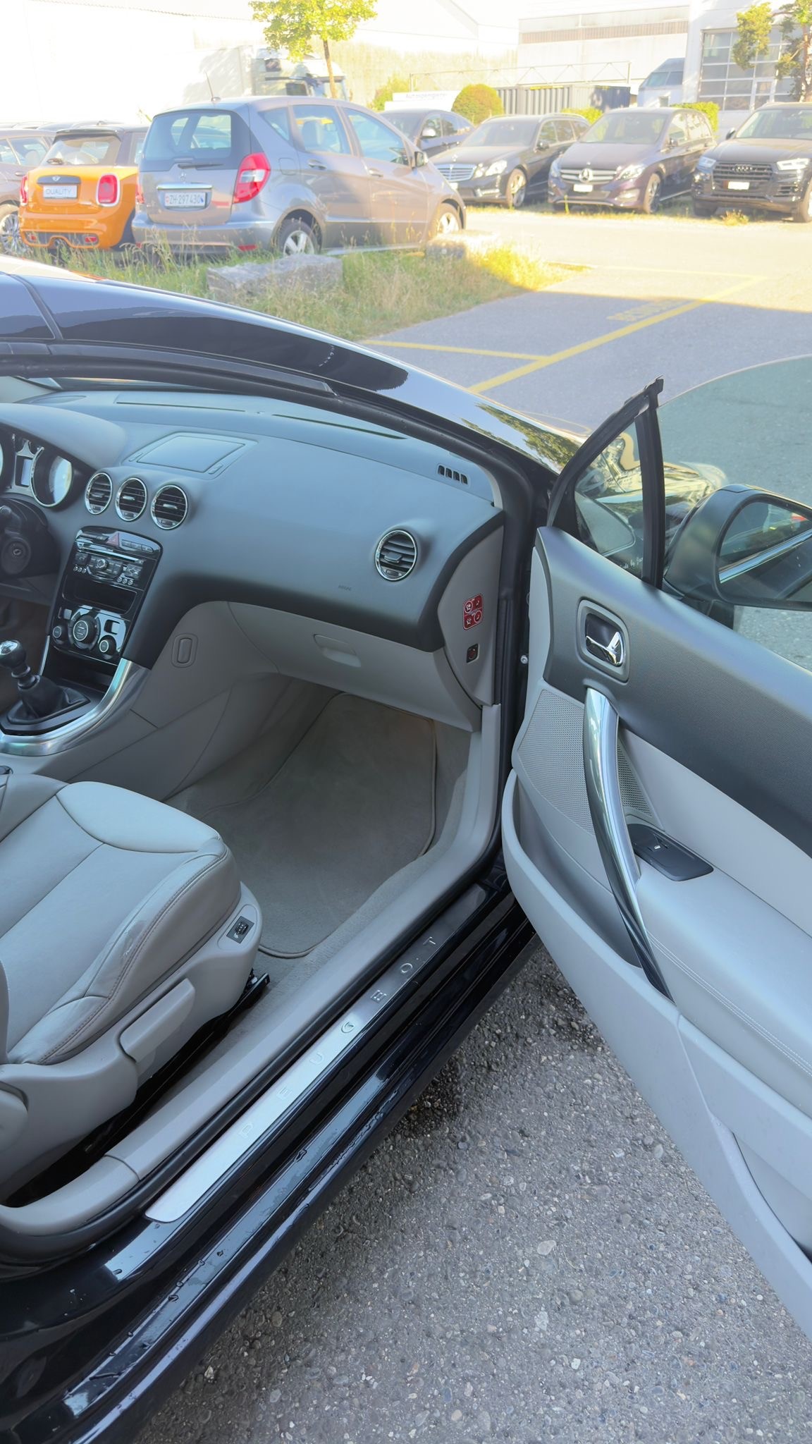 PEUGEOT 308 CC 1.6 16V Turbo Active-image-11