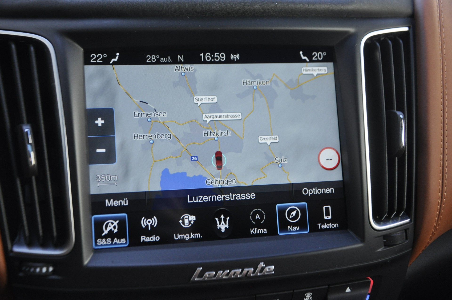 MASERATI Levante 3.0 V6 GranLusso Automatica-image-13