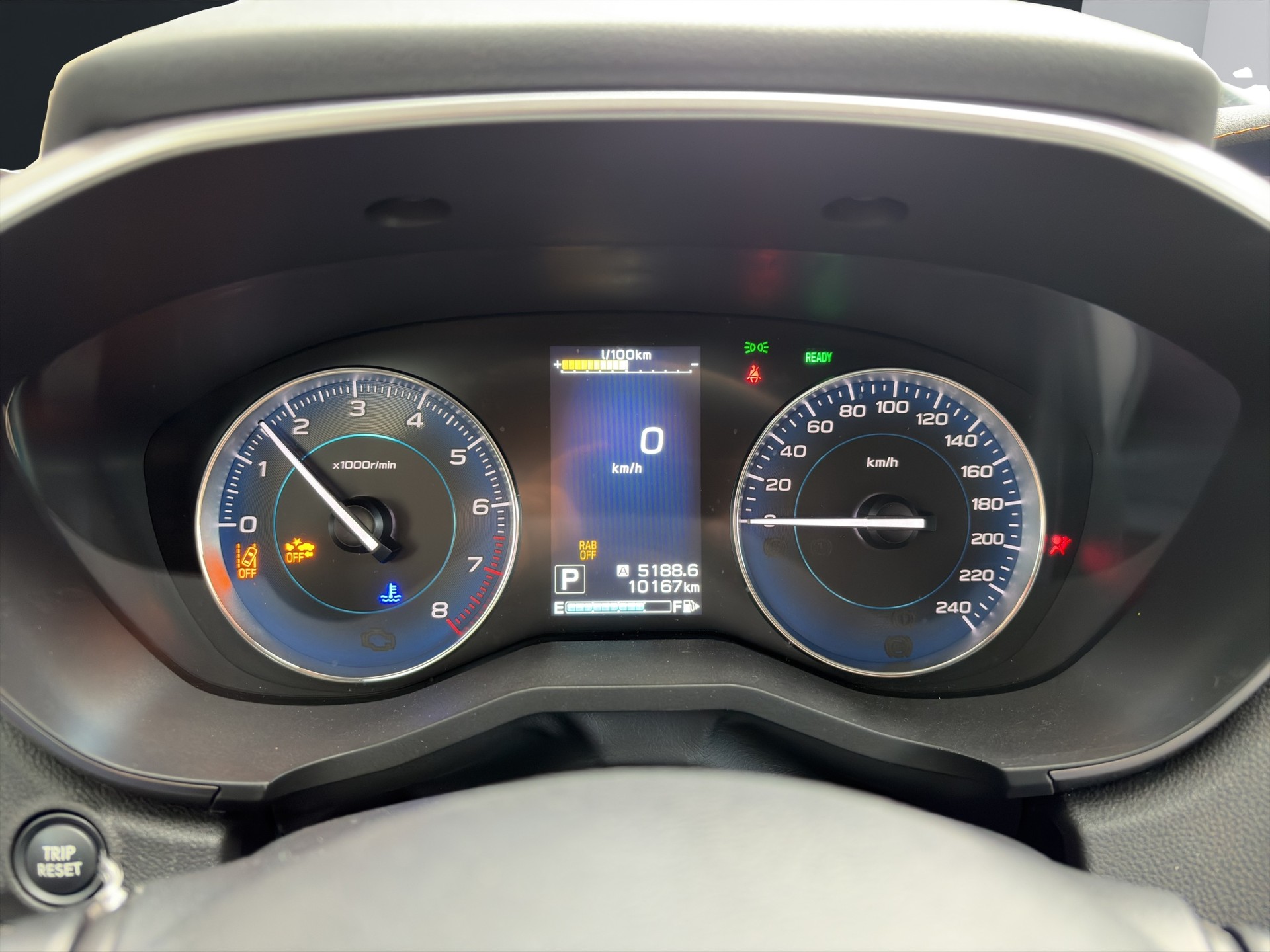 SUBARU XV 2.0i e-Boxer Swiss Plus-image-10