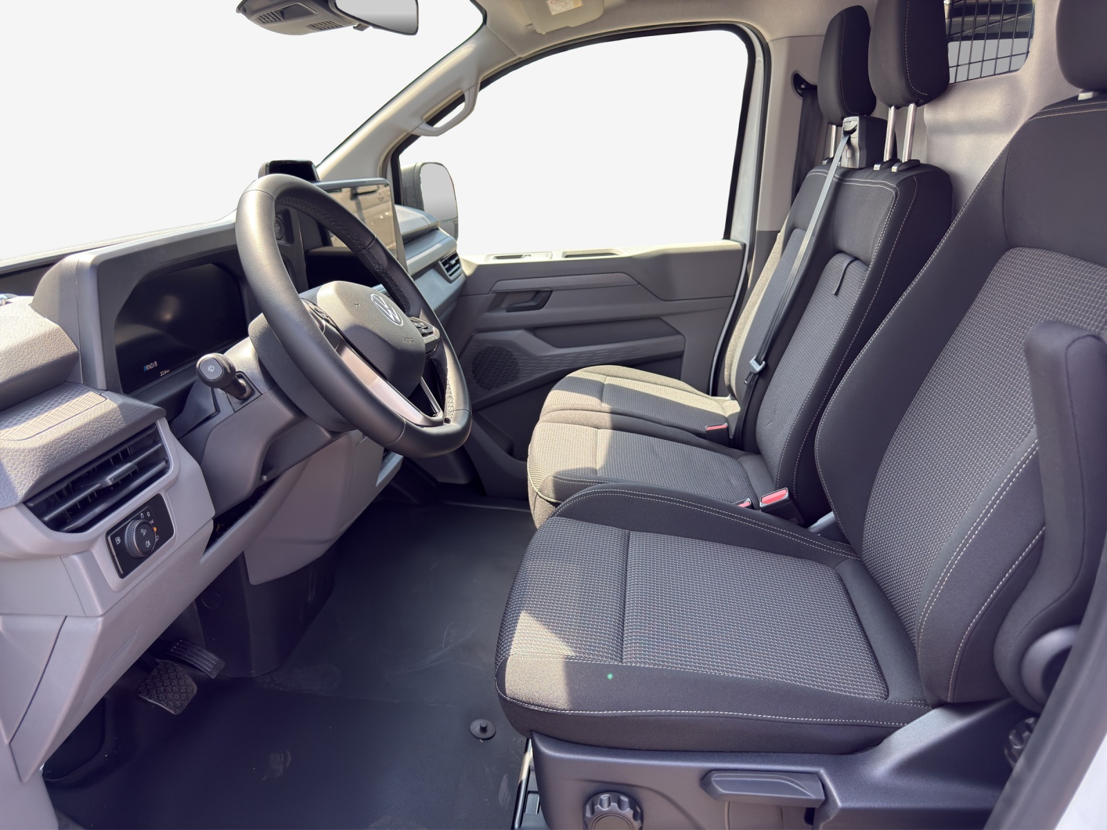 VW Transporter 2.5 TSI e-Hybrid-image-7