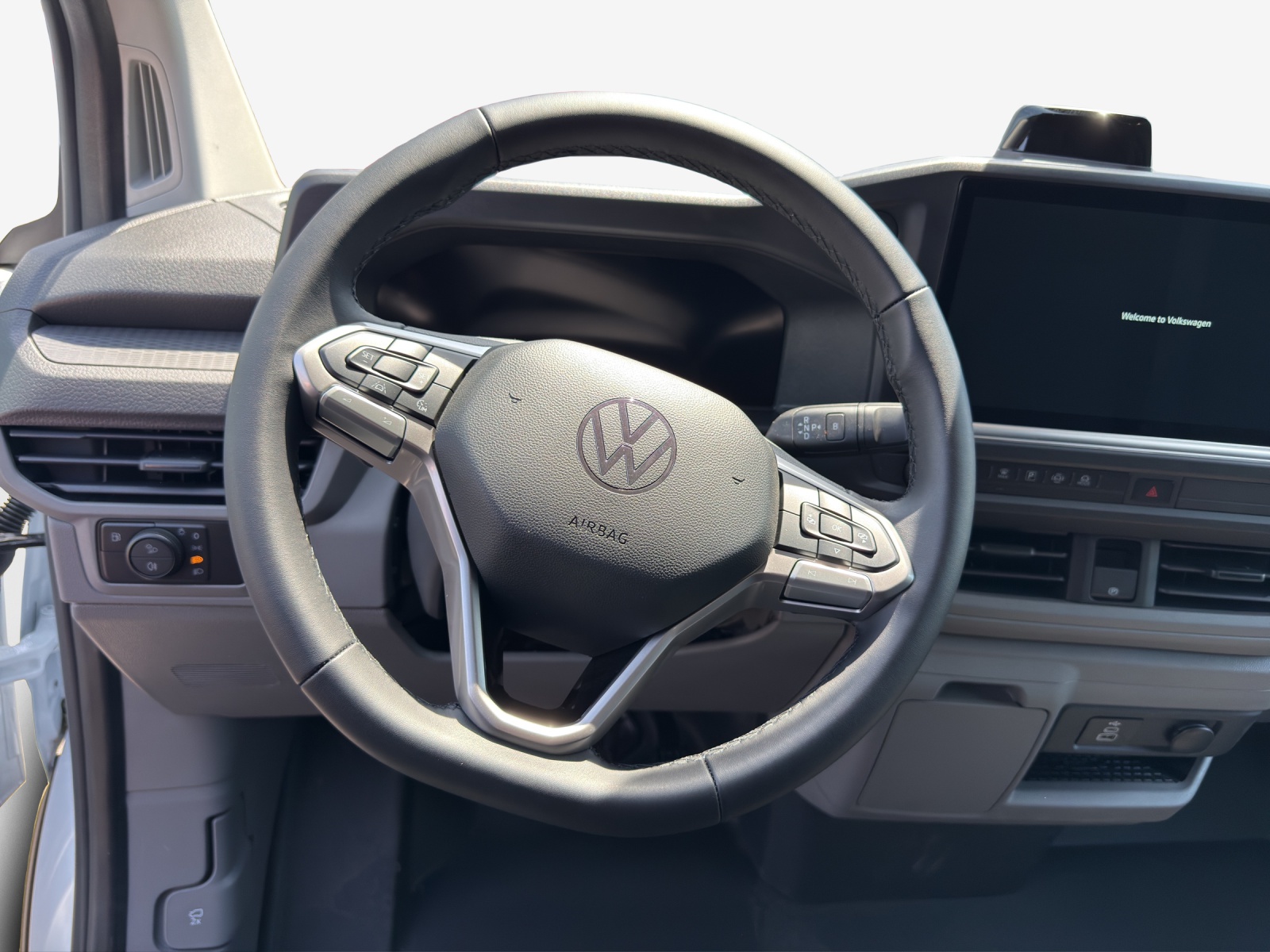 VW Transporter 2.5 TSI e-Hybrid-image-9