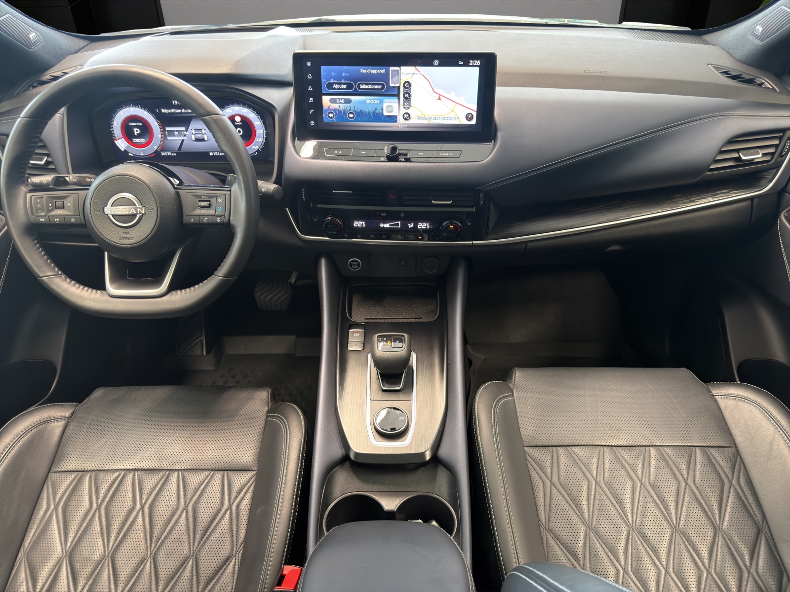 NISSAN Qashqai 1.3 DIG-T MHEV Tekna+ Xtronic 4x4-image-11
