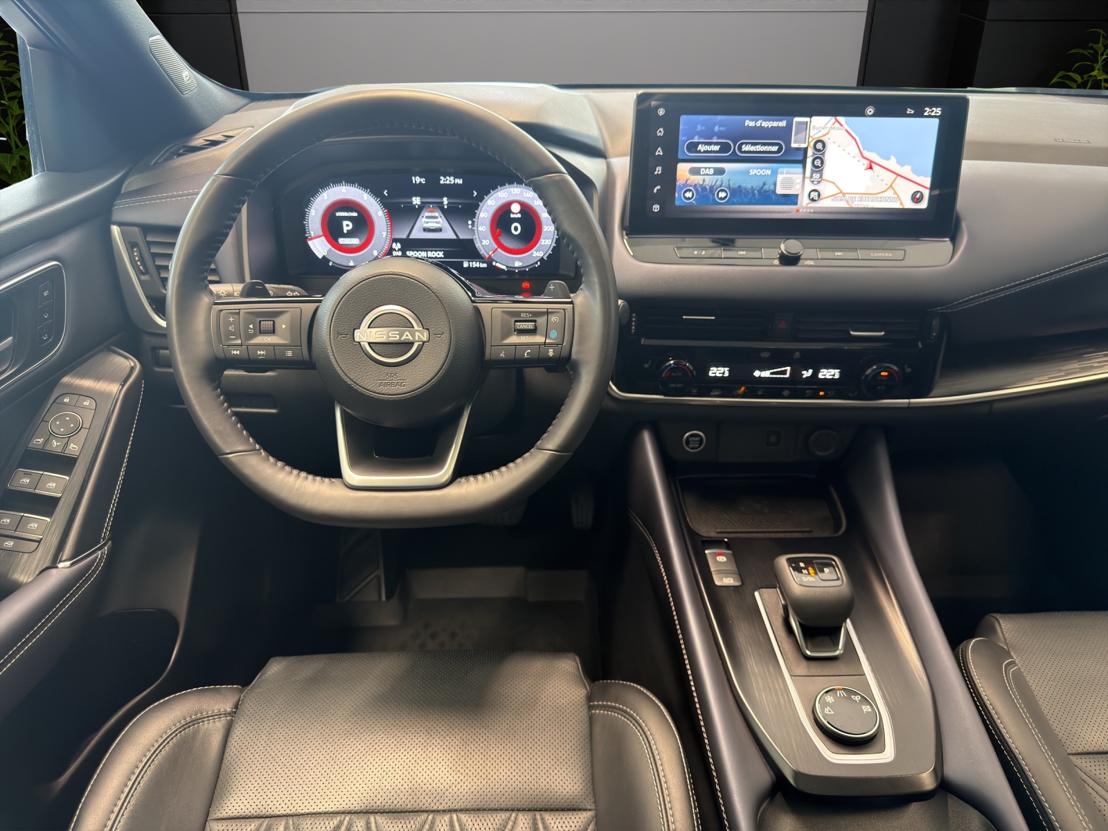 NISSAN Qashqai 1.3 DIG-T MHEV Tekna+ Xtronic 4x4-image-10