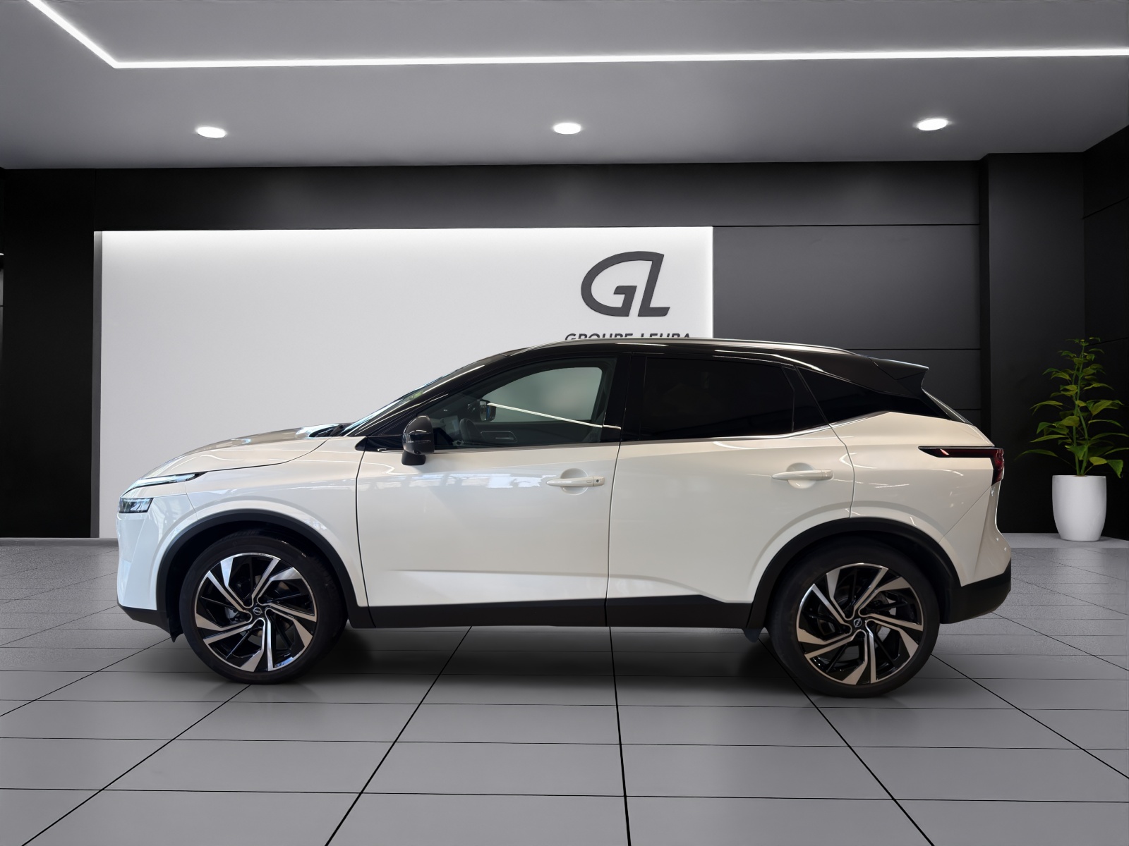 NISSAN Qashqai 1.3 DIG-T MHEV Tekna+ Xtronic 4x4-image-2