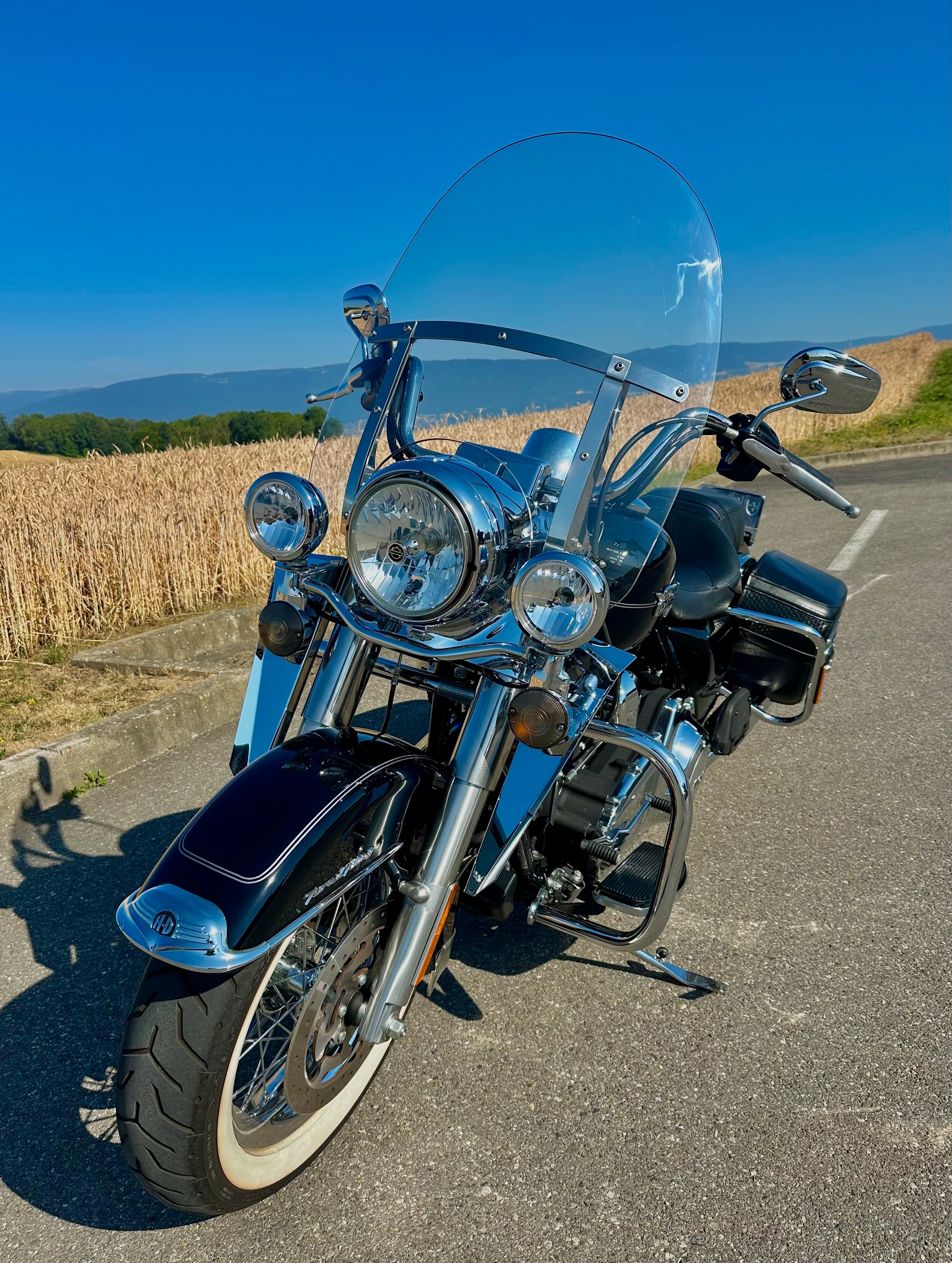 HARLEY-DAVIDSON FLHRC Road King Classic 103 ABS-showroom-element-2